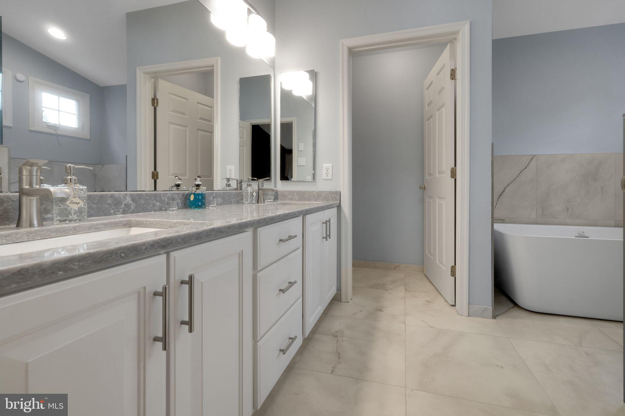 HICKORY RIDGE - Residential