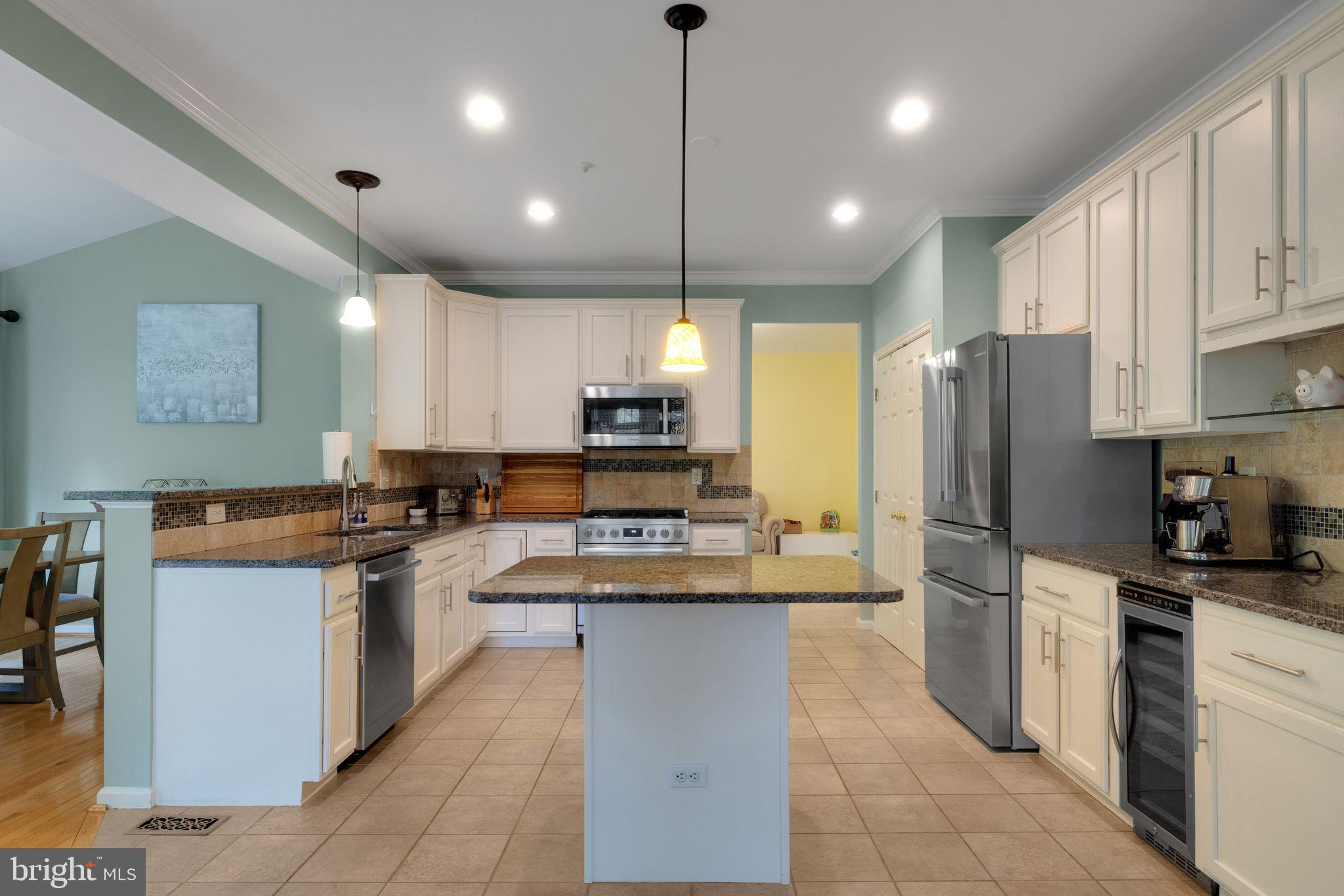 HICKORY RIDGE - Residential