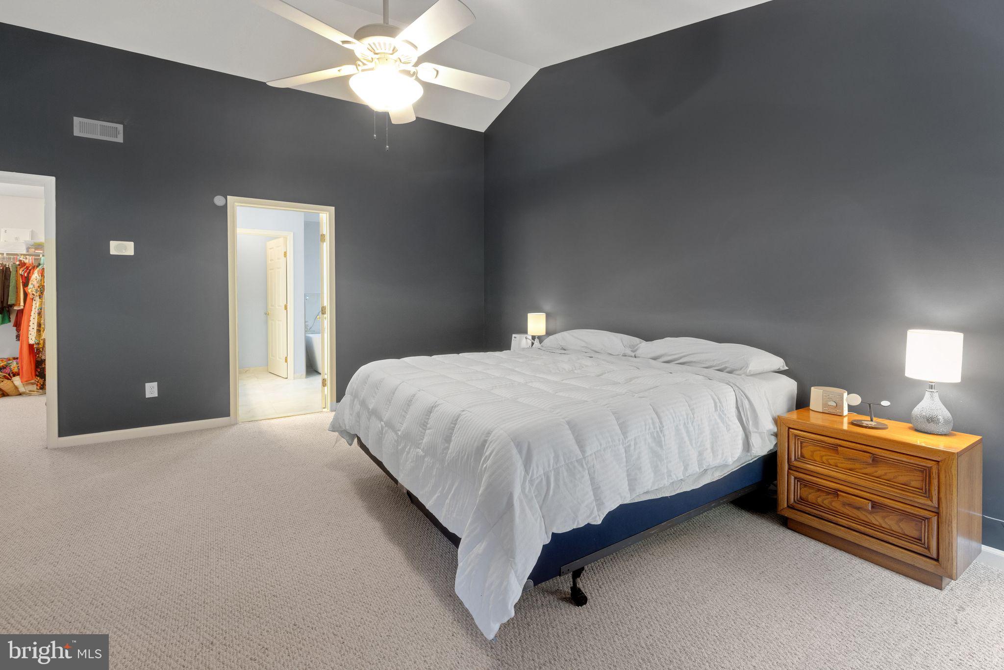 HICKORY RIDGE - Residential