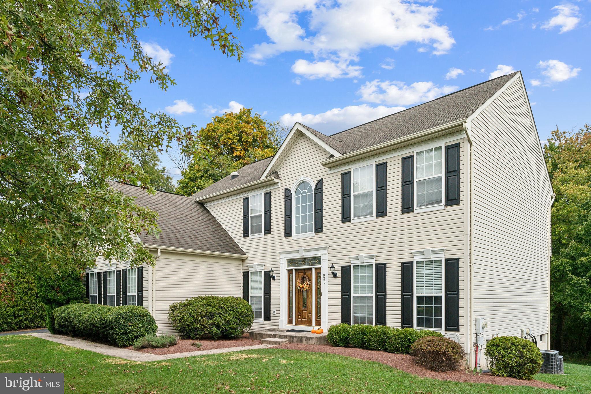 HICKORY RIDGE - Residential
