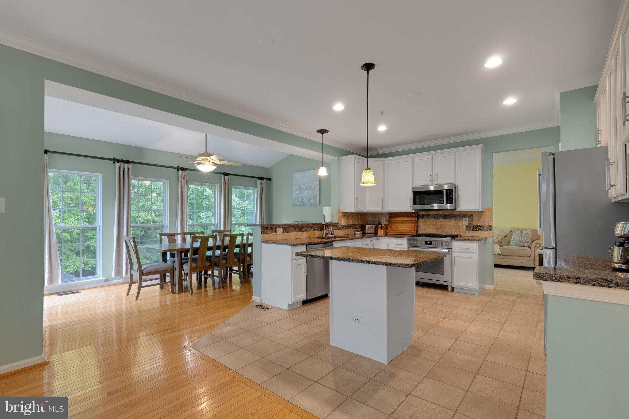 HICKORY RIDGE - Residential