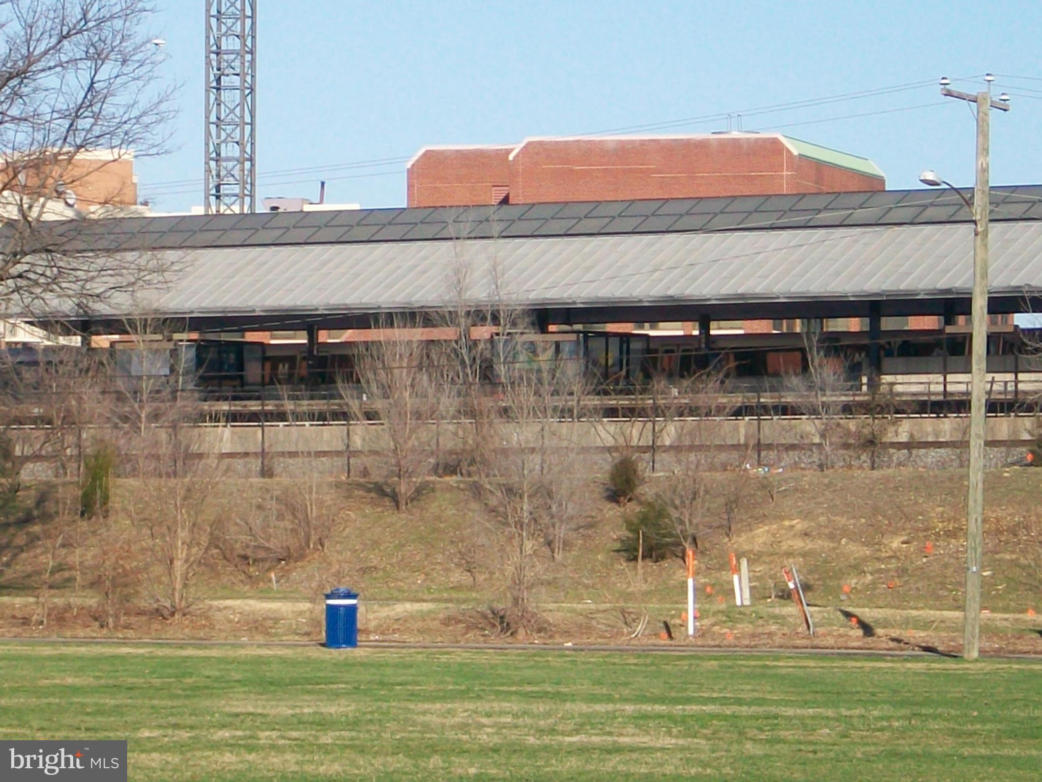 ROSEMONT PARK - Residential Lease