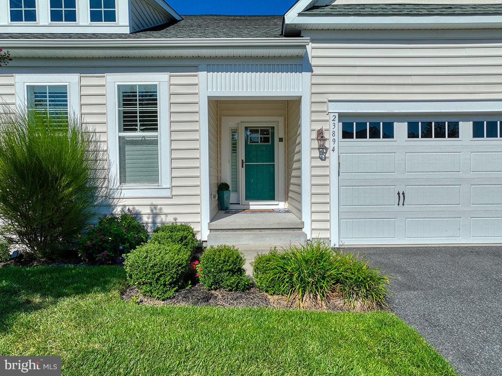 23894 PEMBROKE LANE