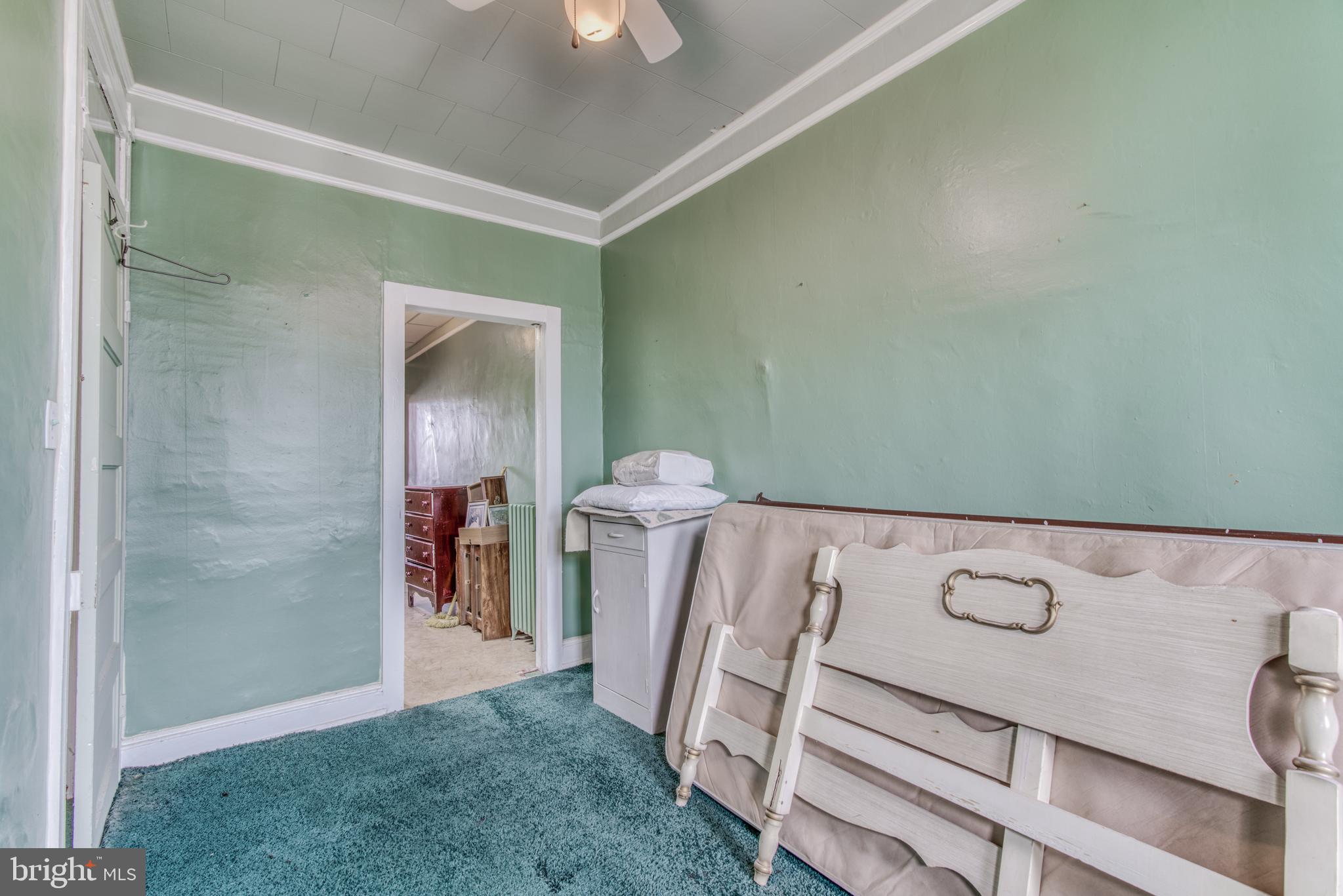 BALTIMORE HIGHLANDS - Residential