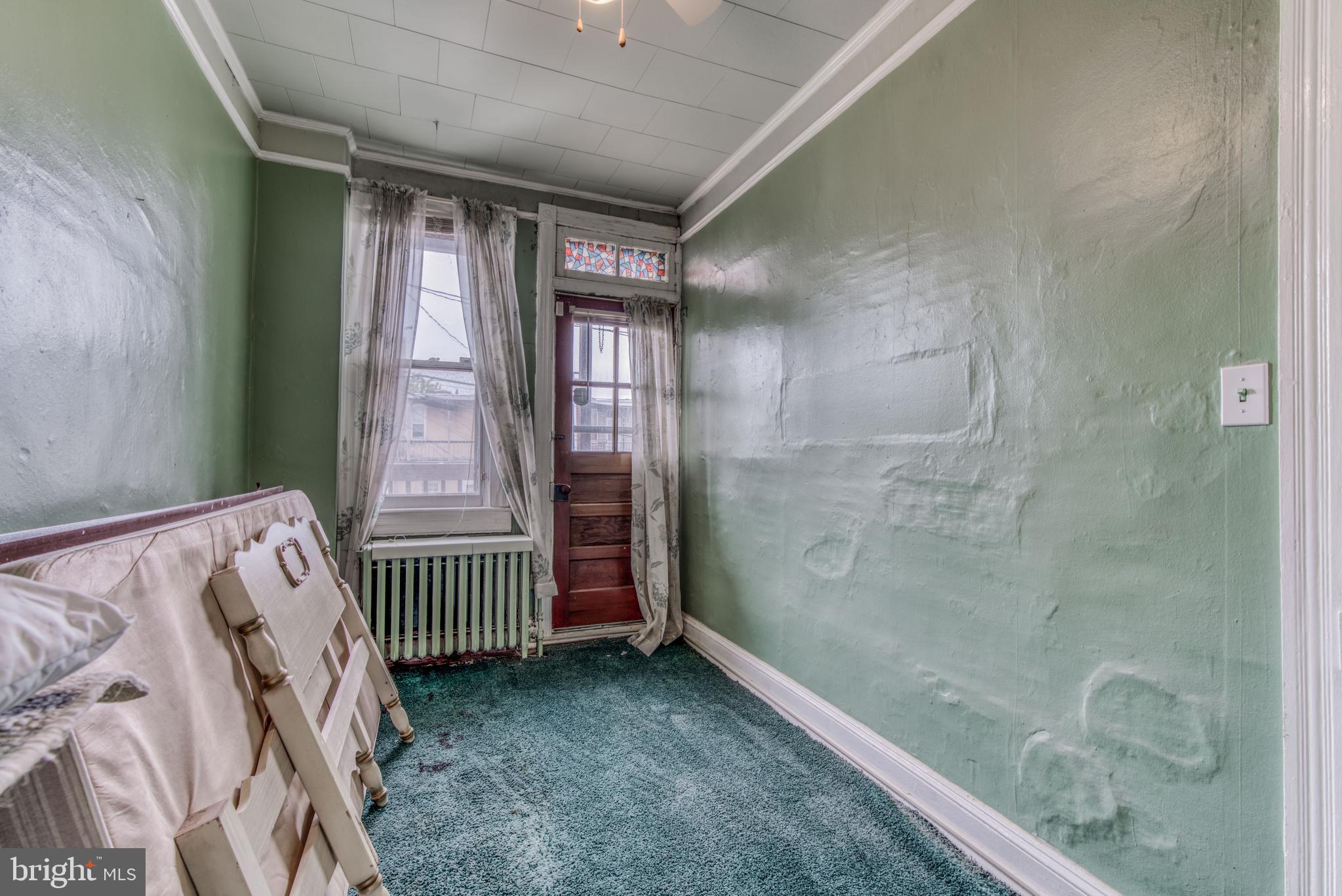 BALTIMORE HIGHLANDS - Residential