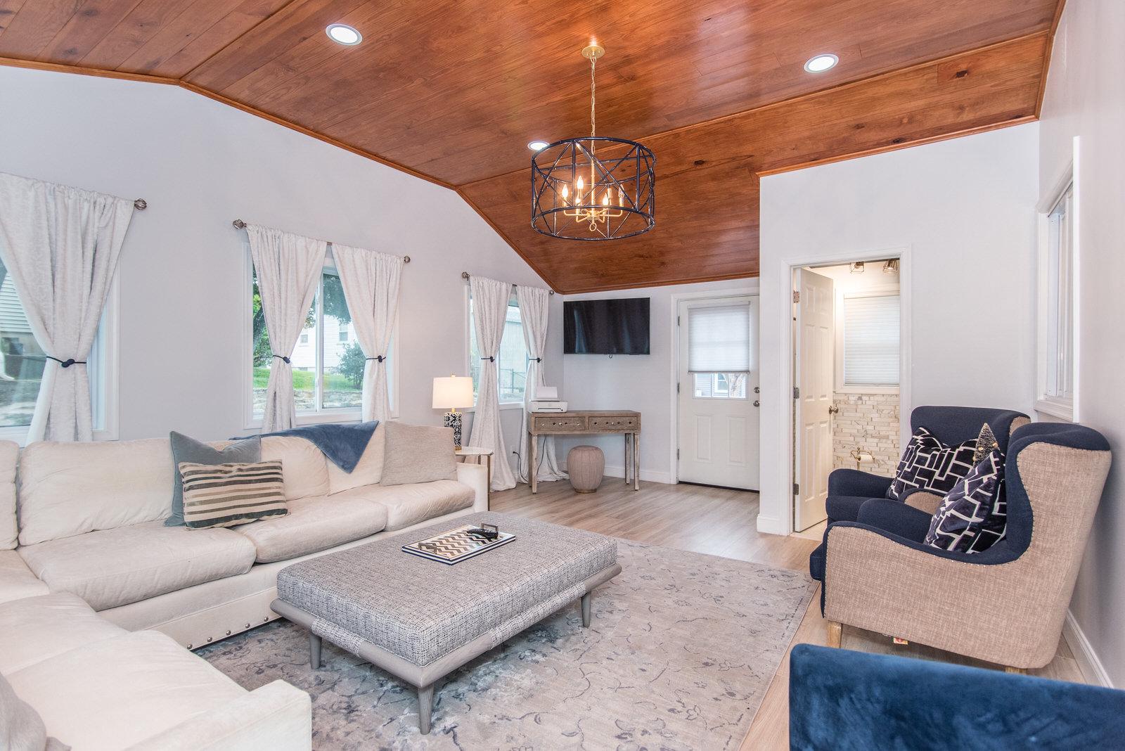 WINCHESTER PARK - Residential