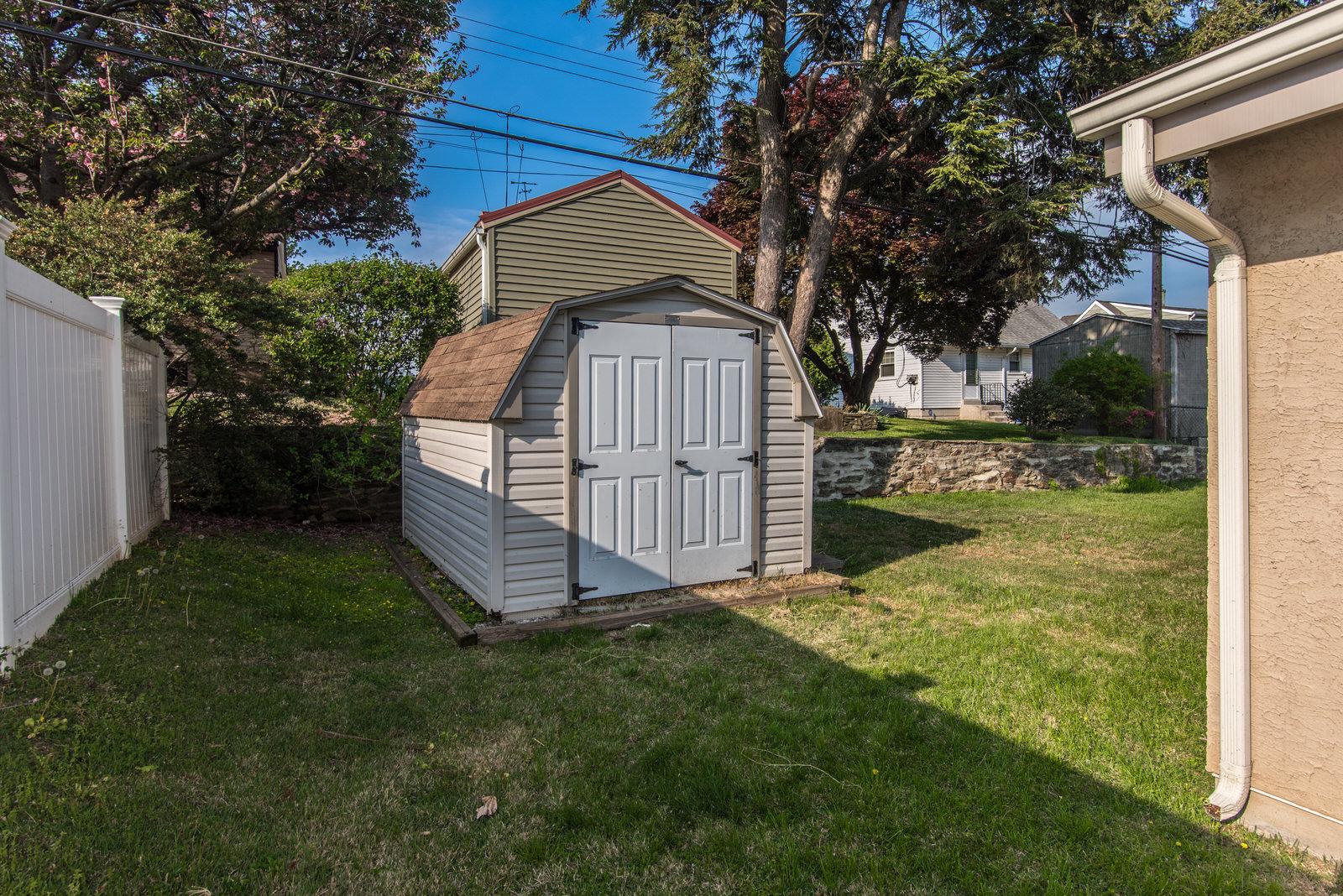WINCHESTER PARK - Residential