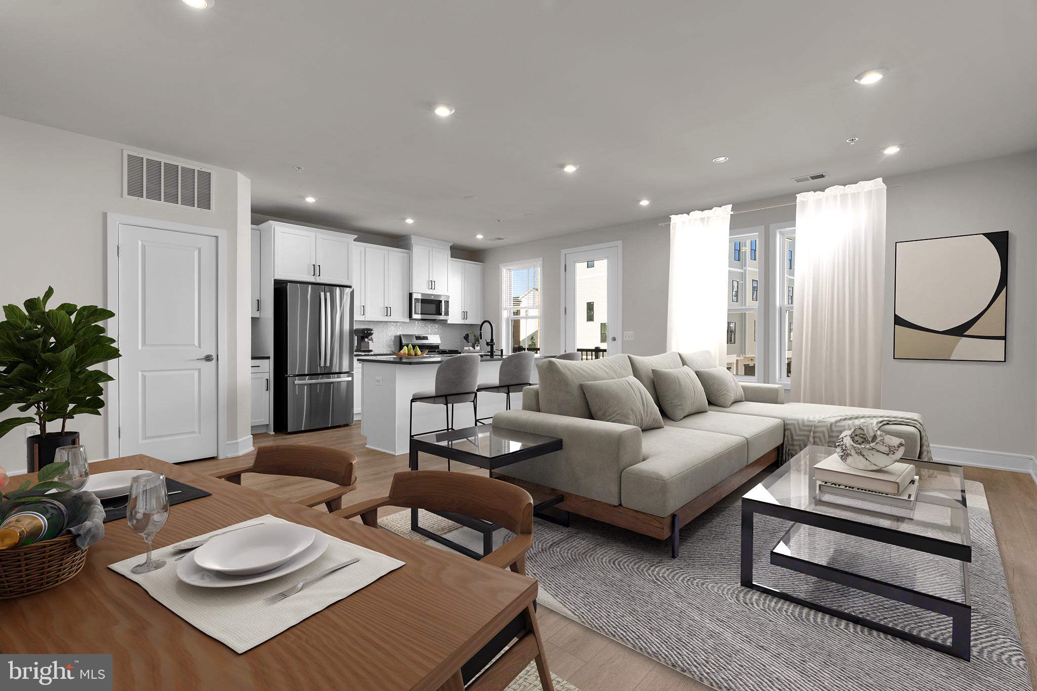 43290 FARRINGDON SQUARE