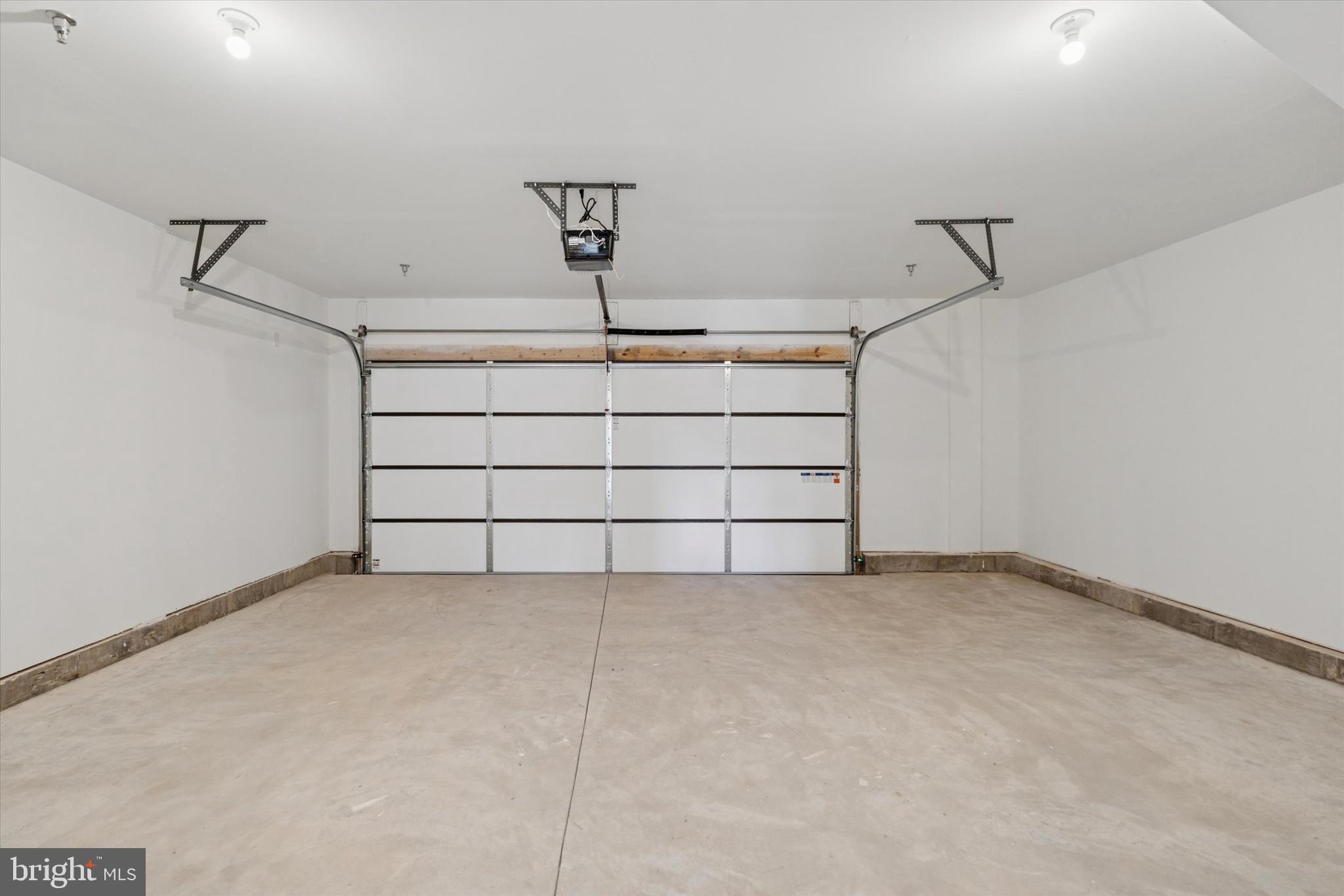 ARBOR PLACE - Residential