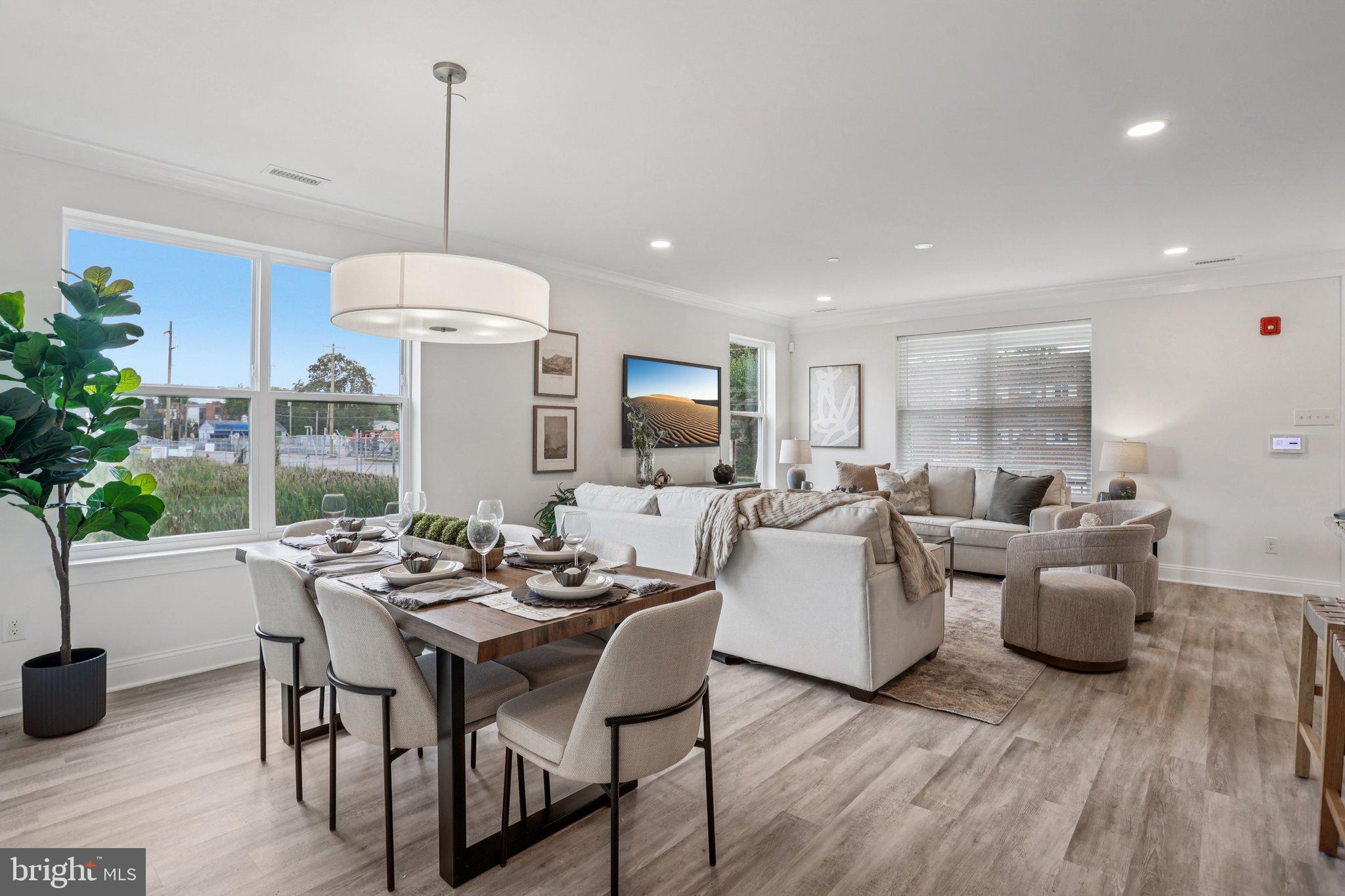 ARBOR PLACE - Residential