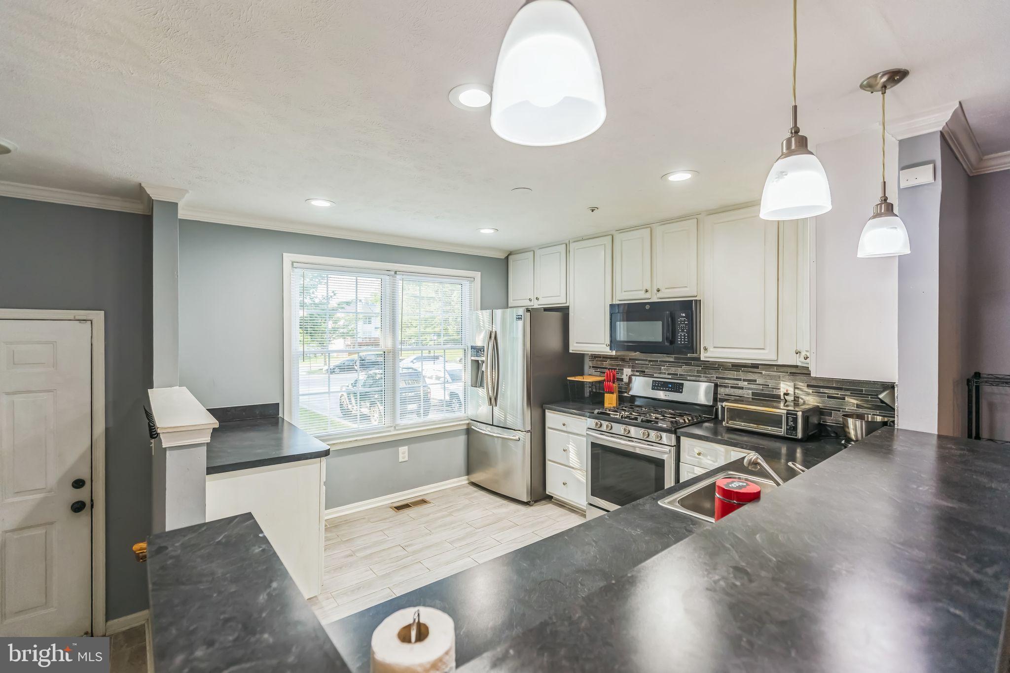 830 ALABASTER COURT