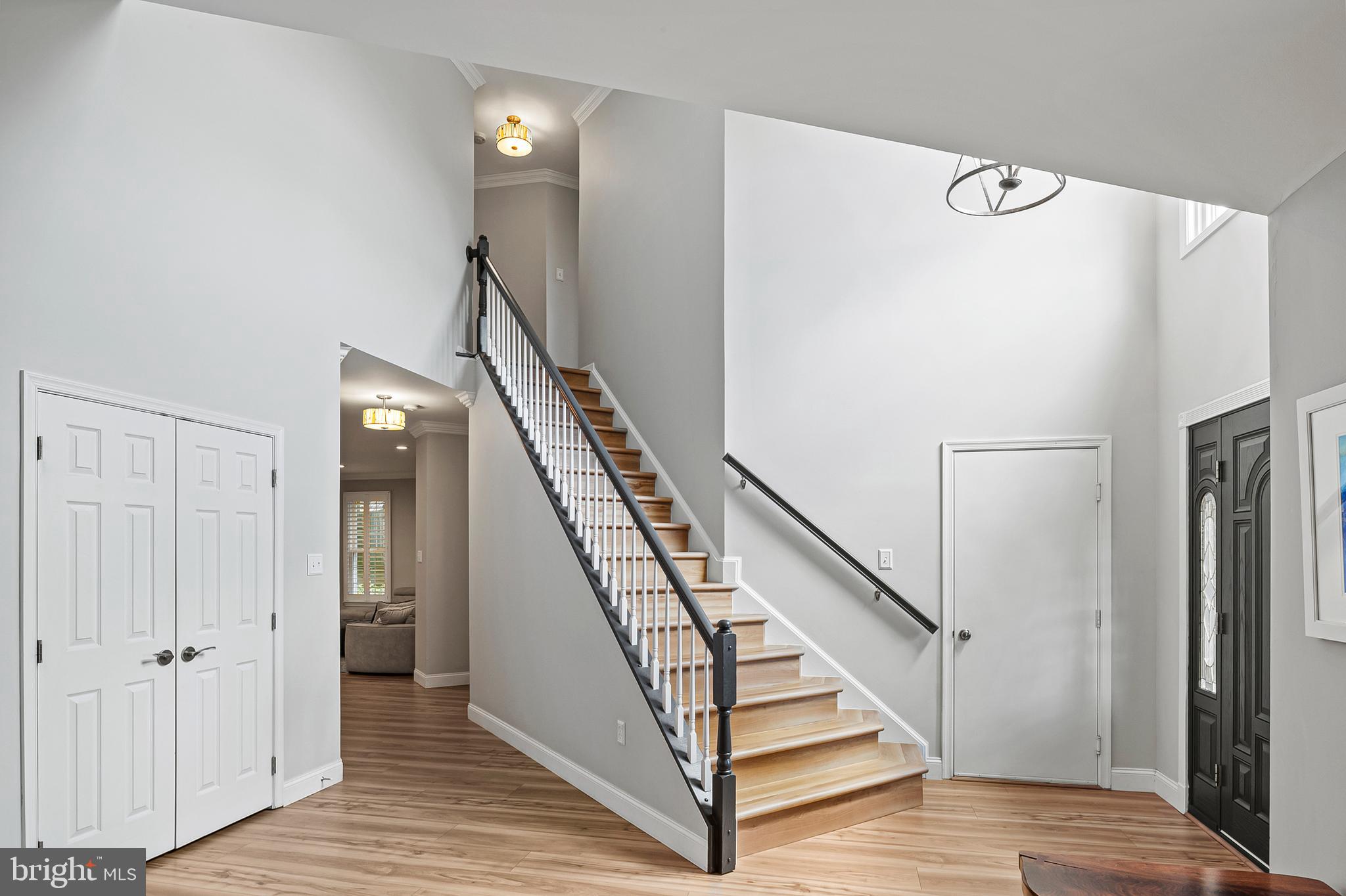 5218 NEW PROSPECT COURT