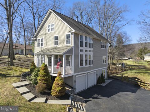 1 BRENDA TRAIL FAIRFIELD PA 17320