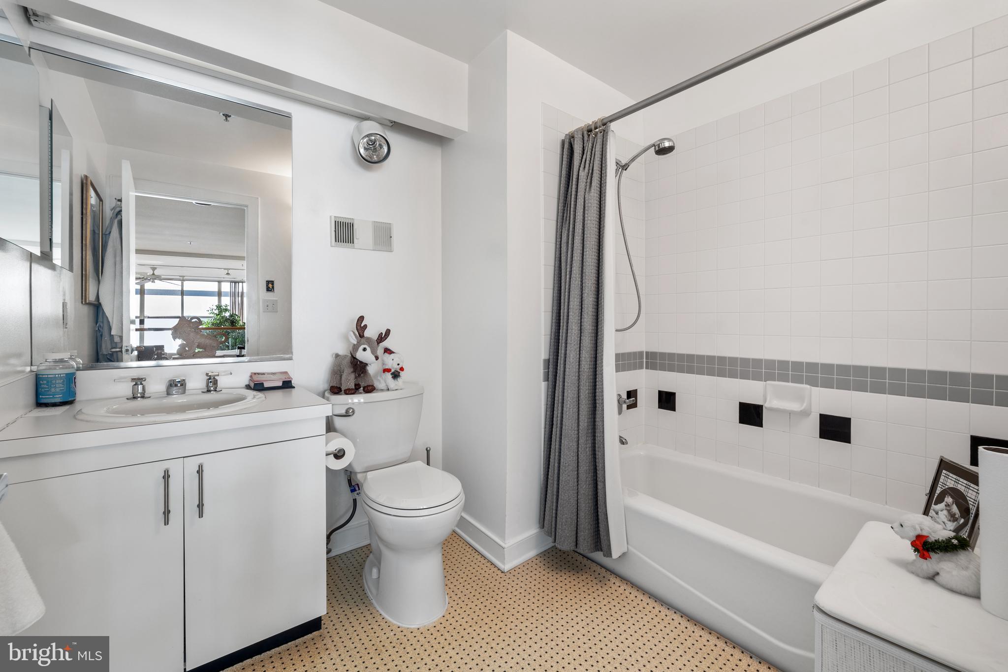 CANTON COVE - Residential