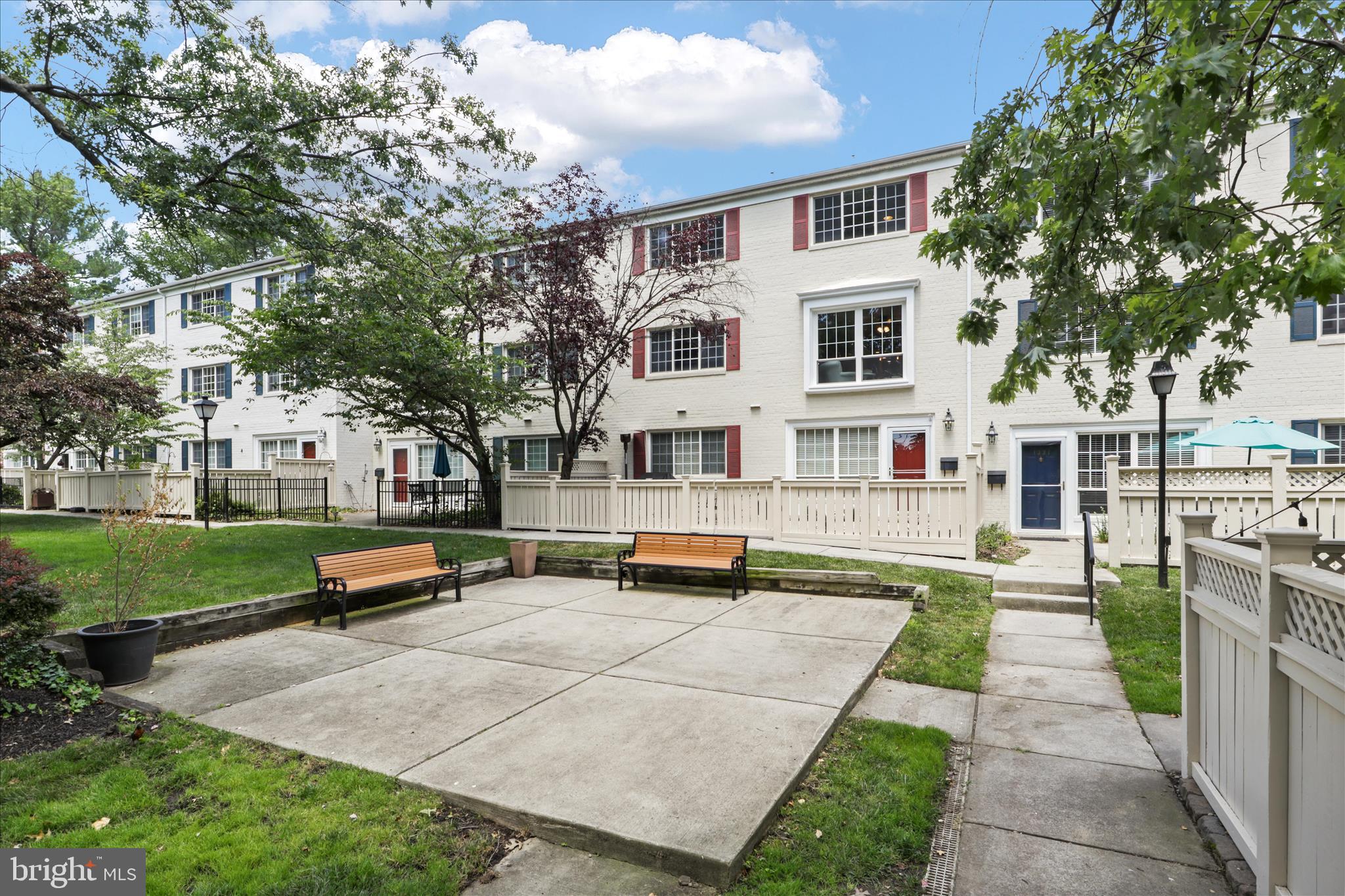 PARKSIDE AT ALEXANDRIA - Residential