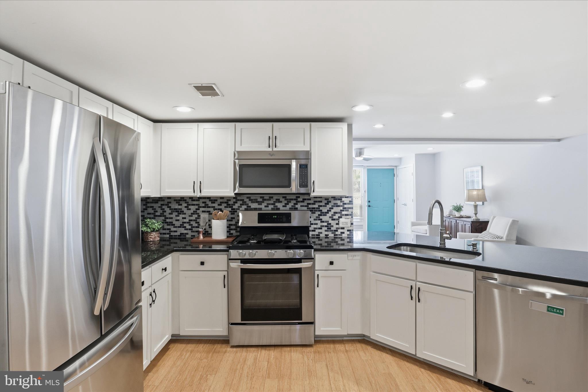 PARKSIDE AT ALEXANDRIA - Residential