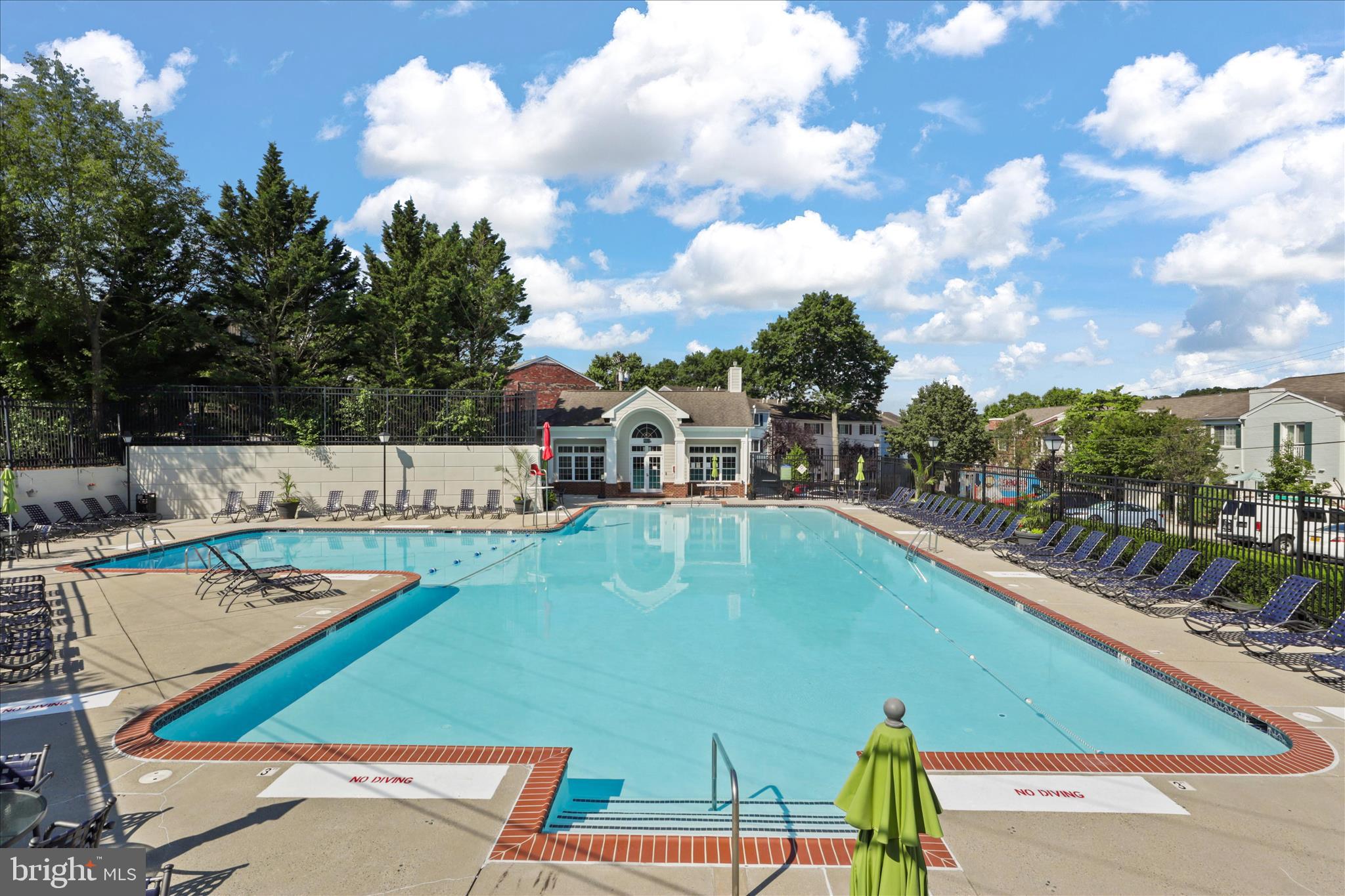 PARKSIDE AT ALEXANDRIA - Residential