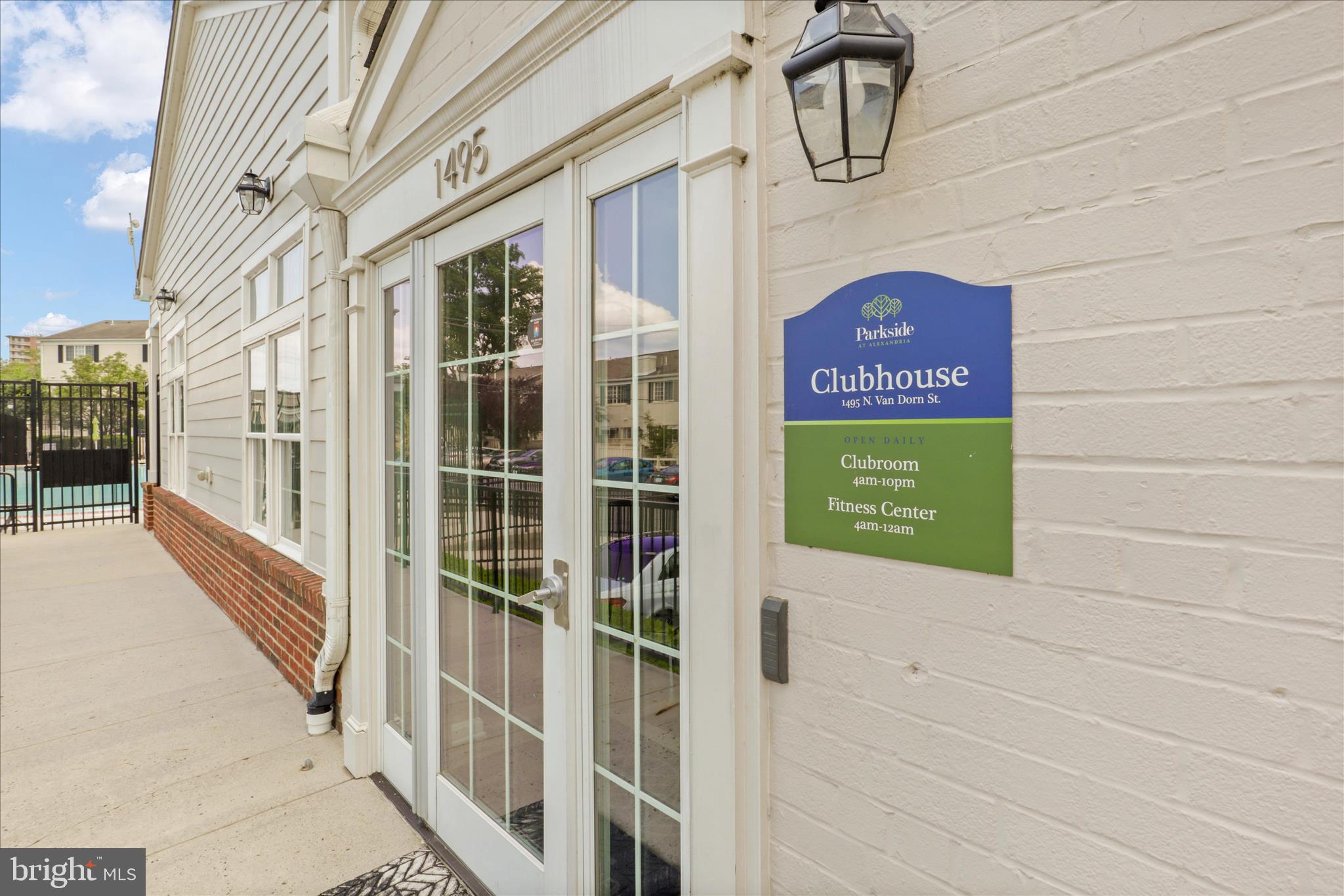 PARKSIDE AT ALEXANDRIA - Residential