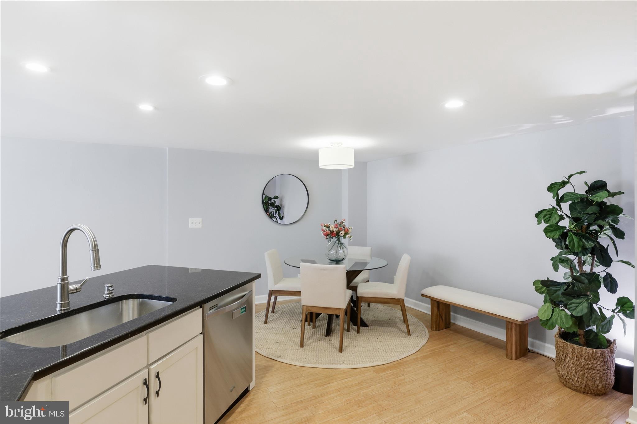 PARKSIDE AT ALEXANDRIA - Residential