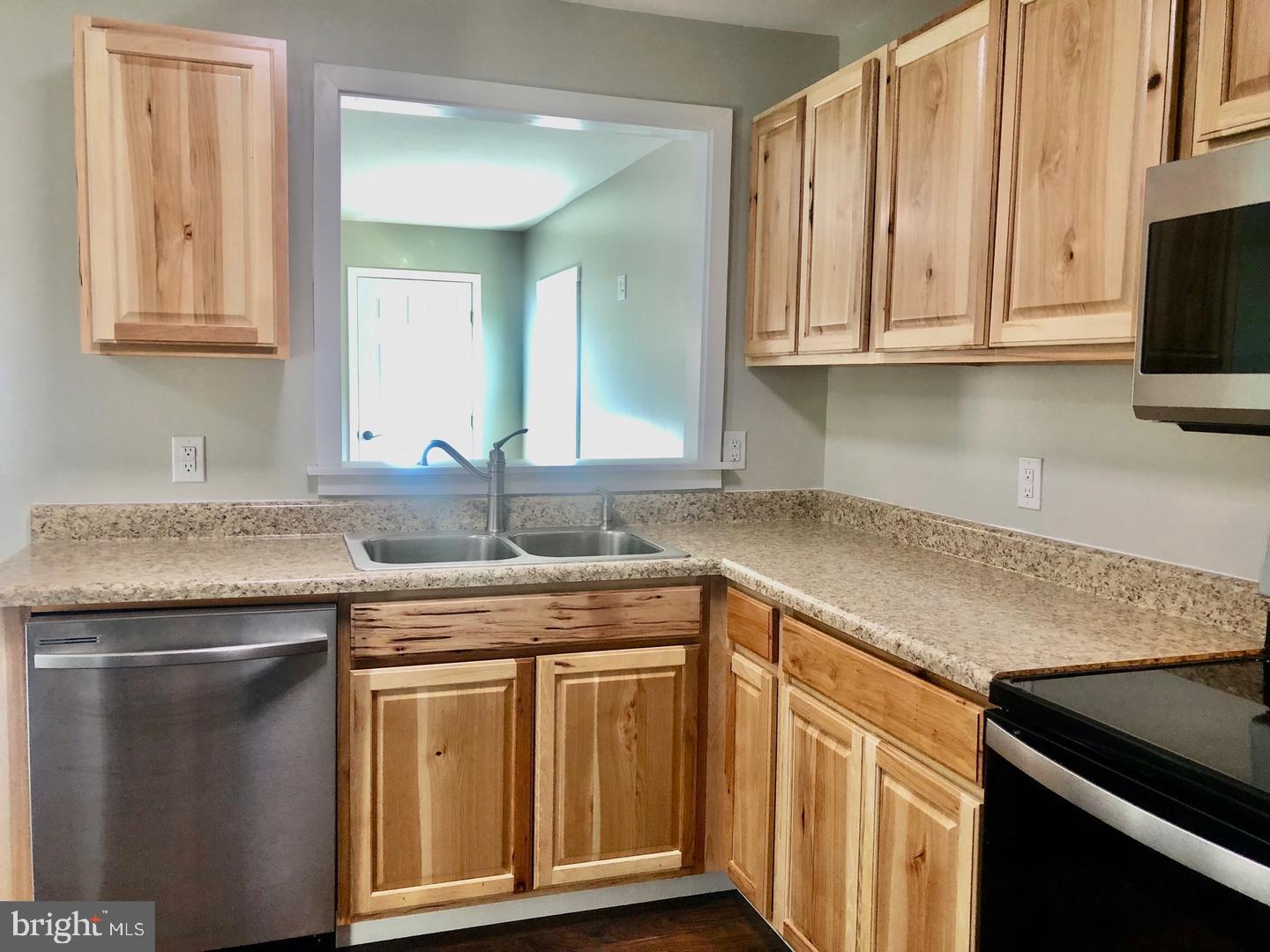 PAINTER - Residential Lease