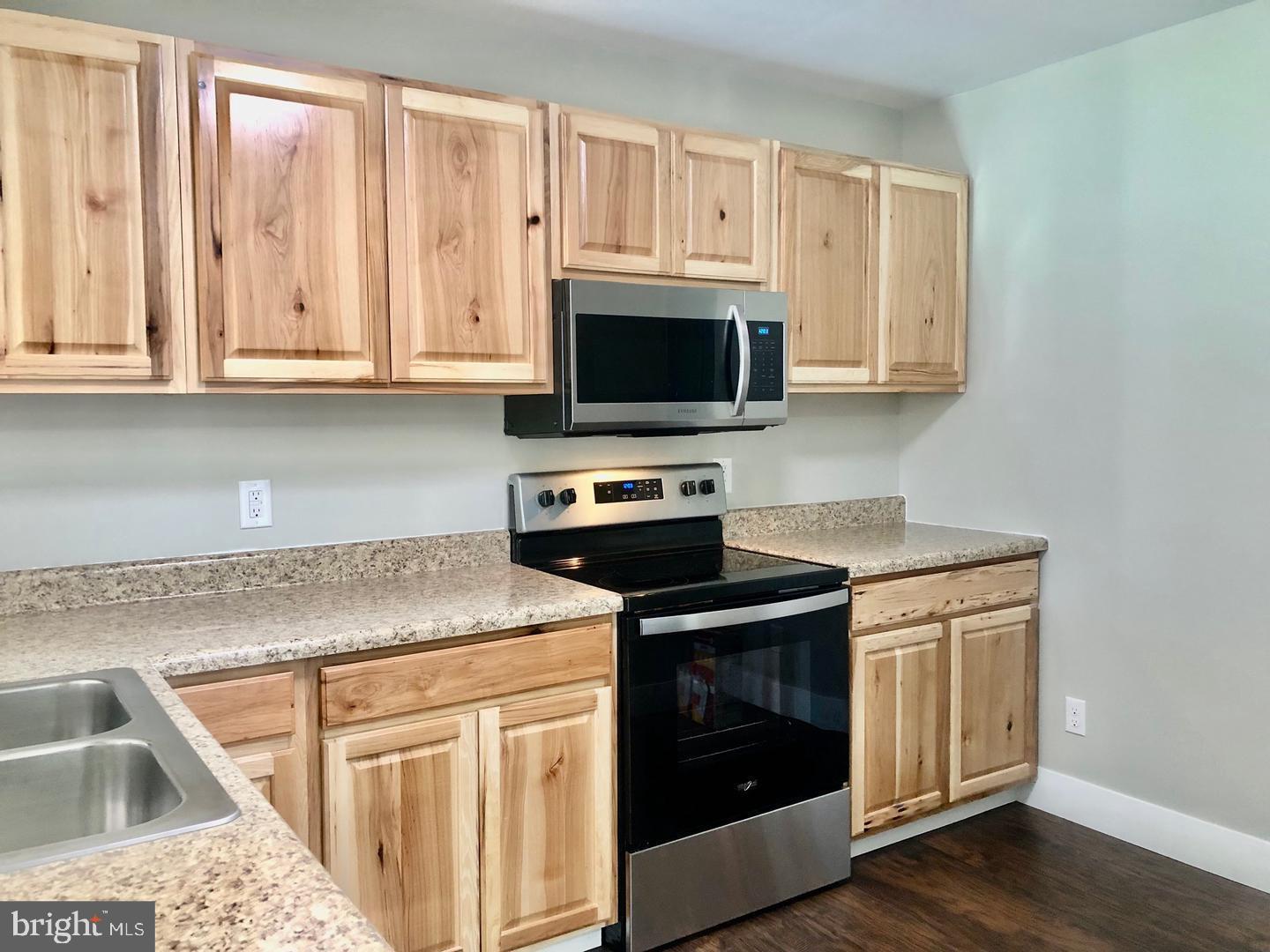 PAINTER - Residential Lease