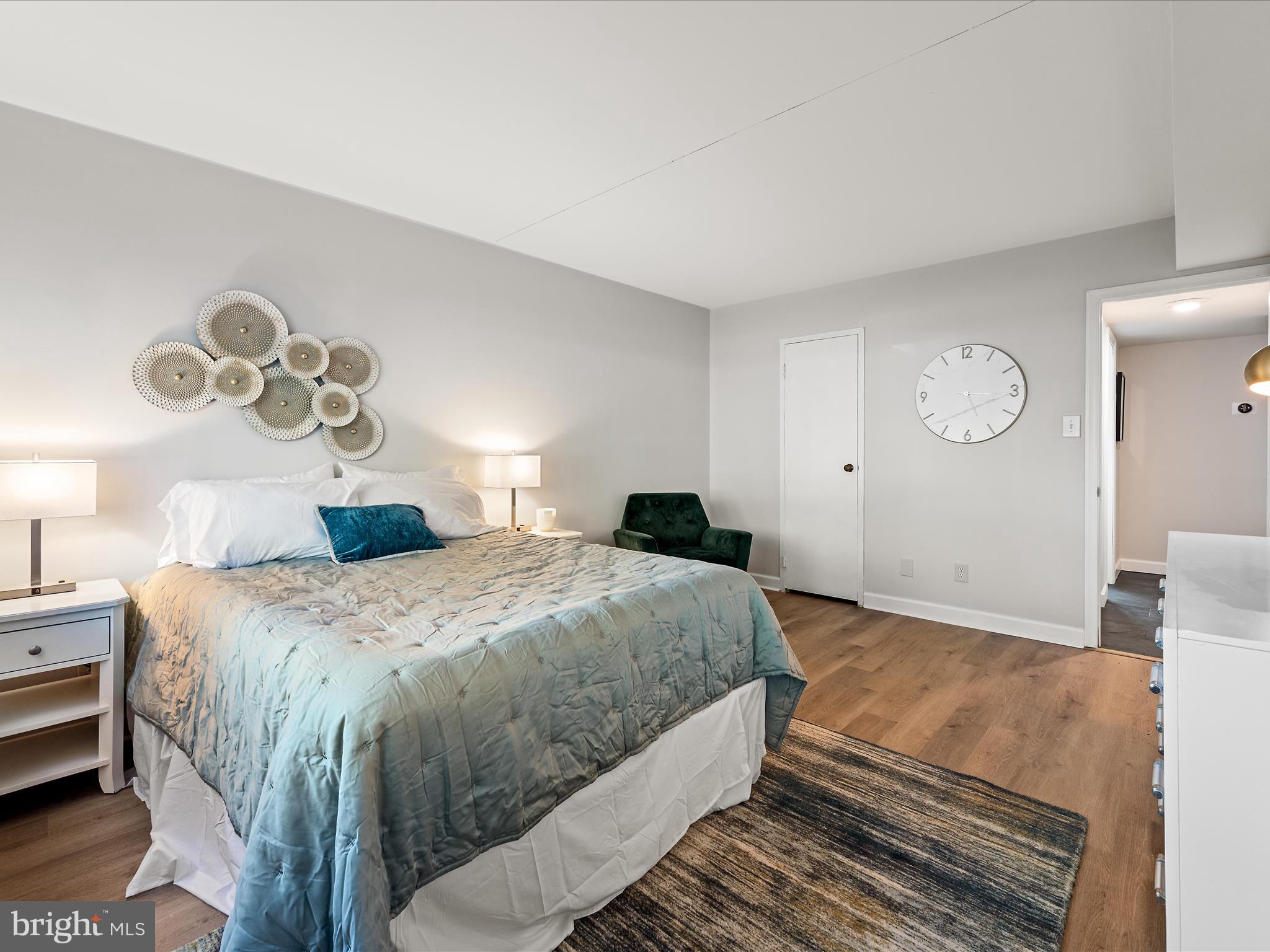 HUNTERS WOODS VILLAGE - Residential