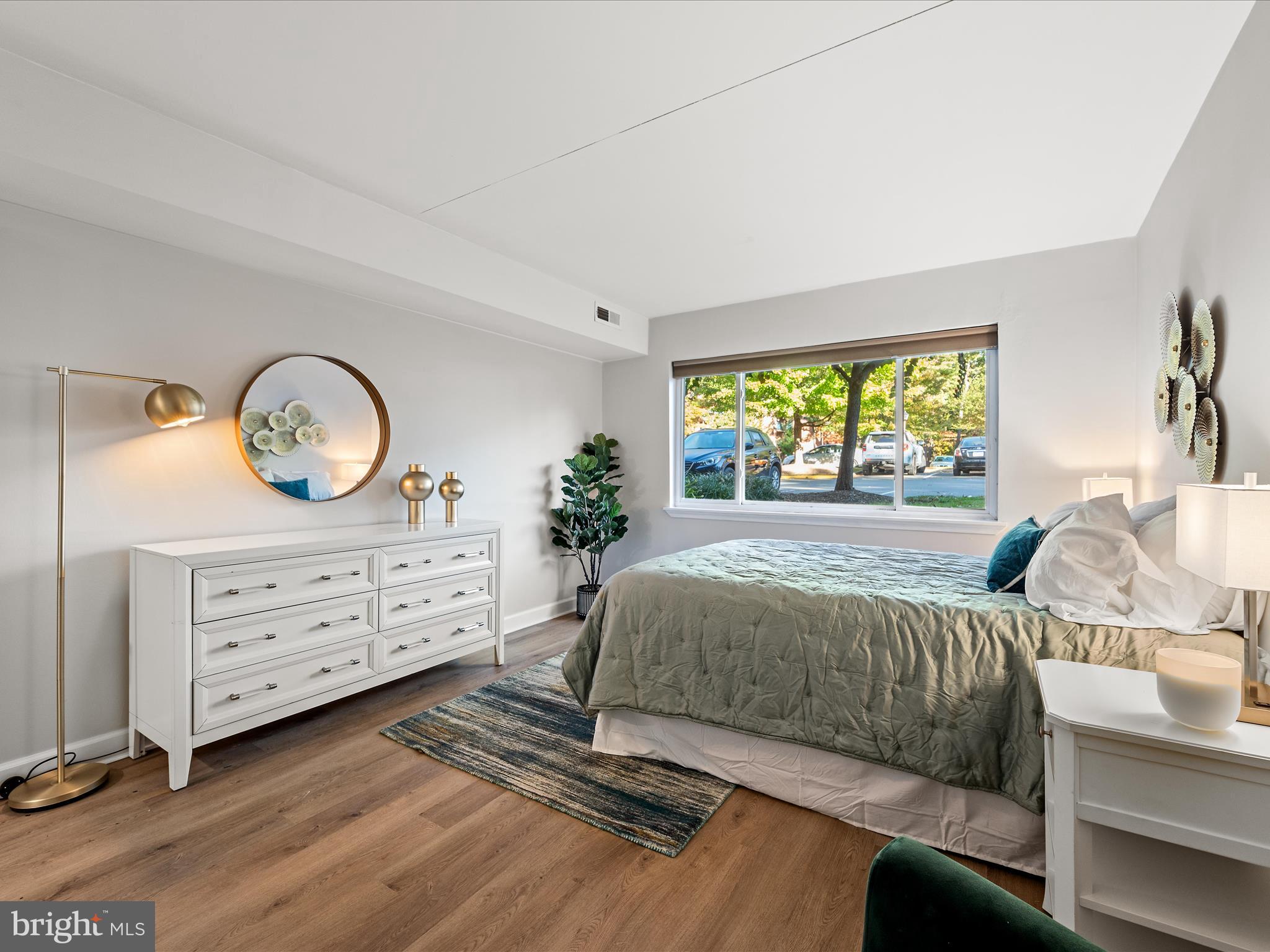 HUNTERS WOODS VILLAGE - Residential