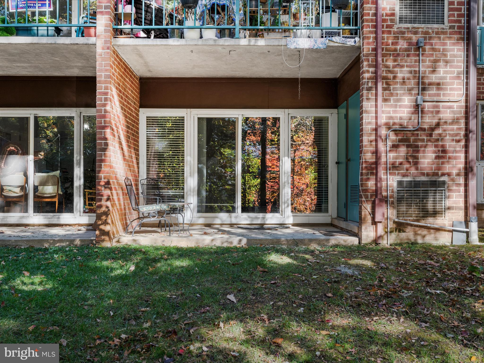 HUNTERS WOODS VILLAGE - Residential