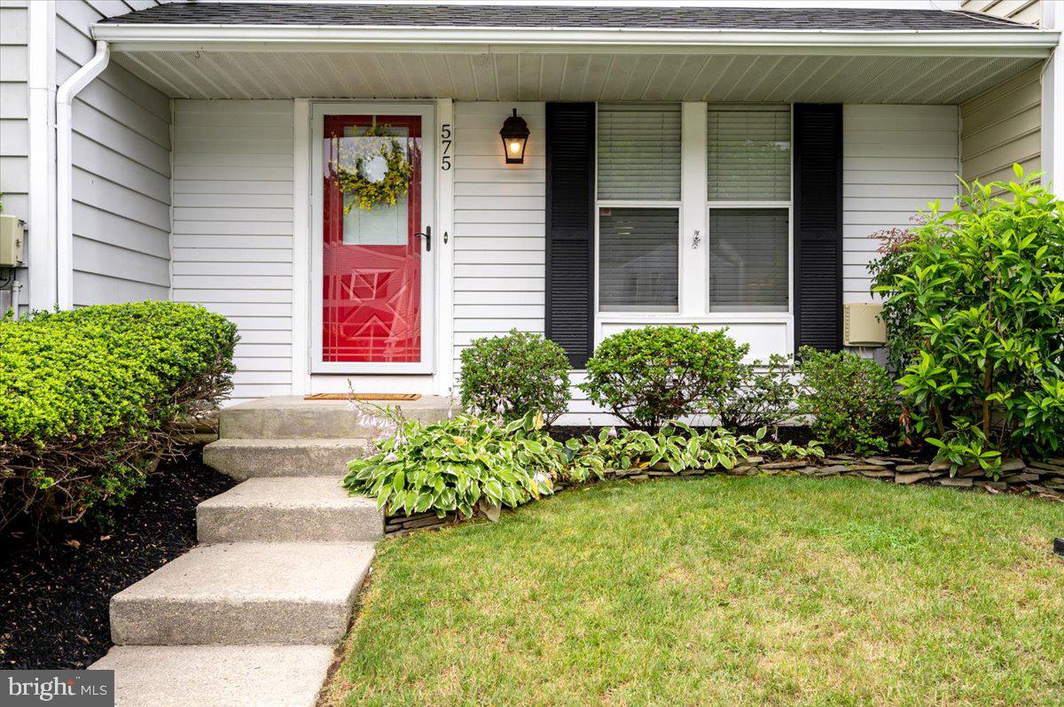 ULMSTEAD GARDENS - Residential