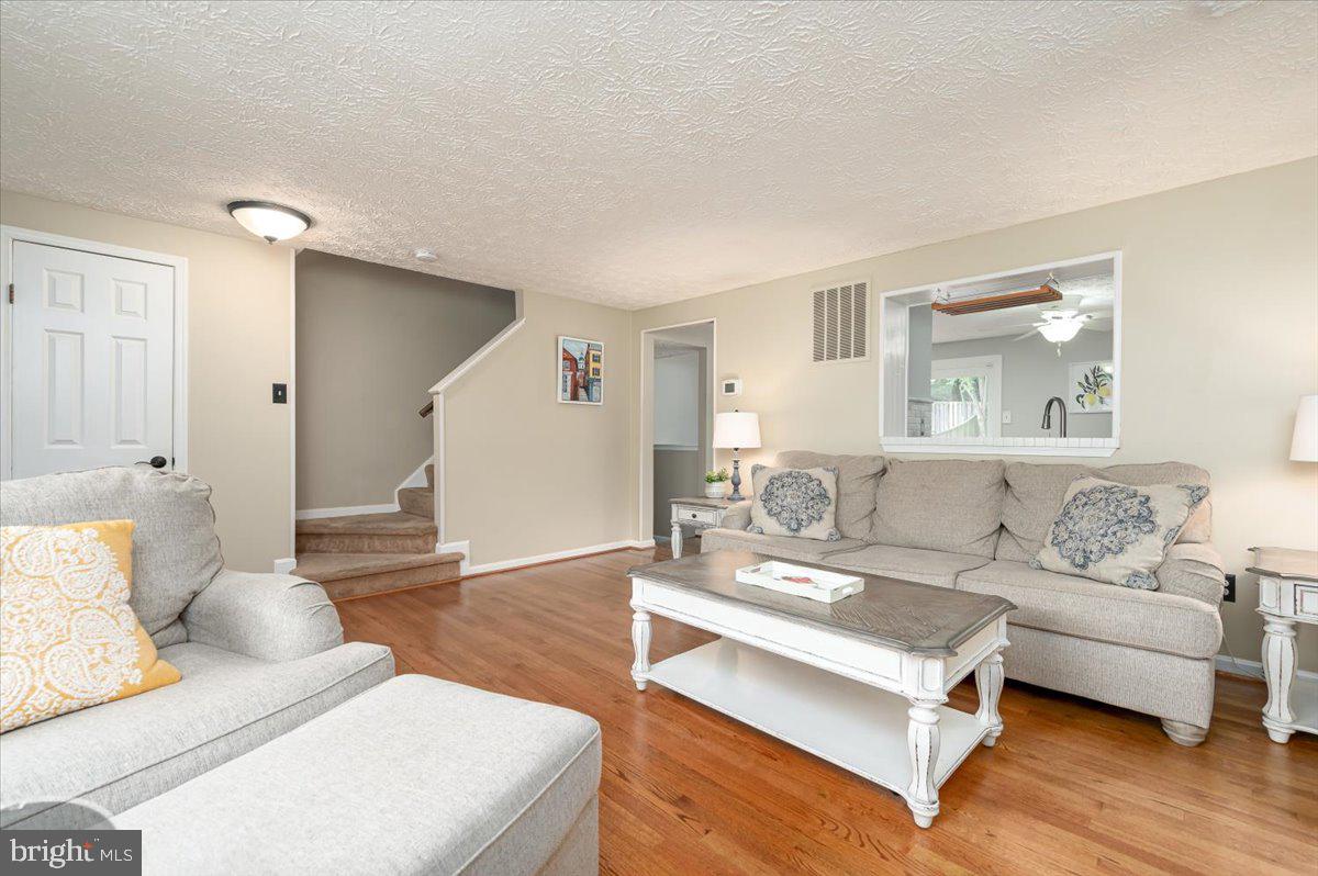 ULMSTEAD GARDENS - Residential