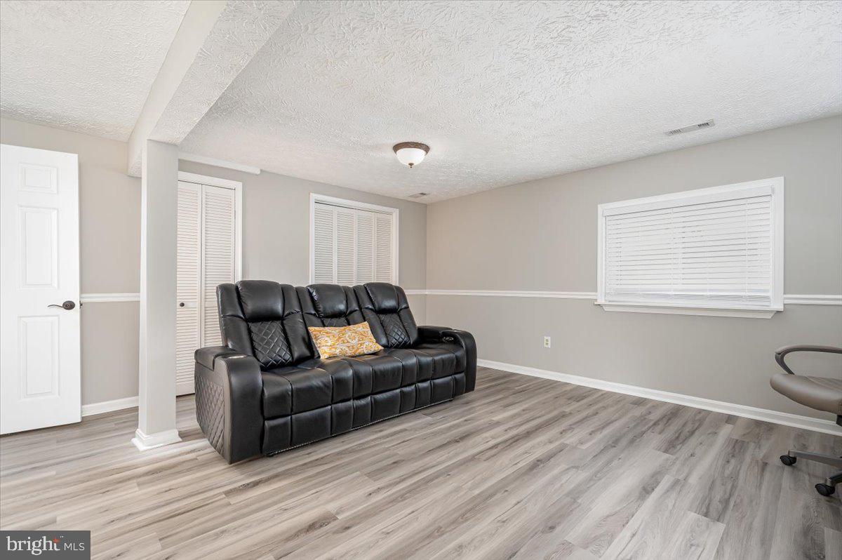 ULMSTEAD GARDENS - Residential