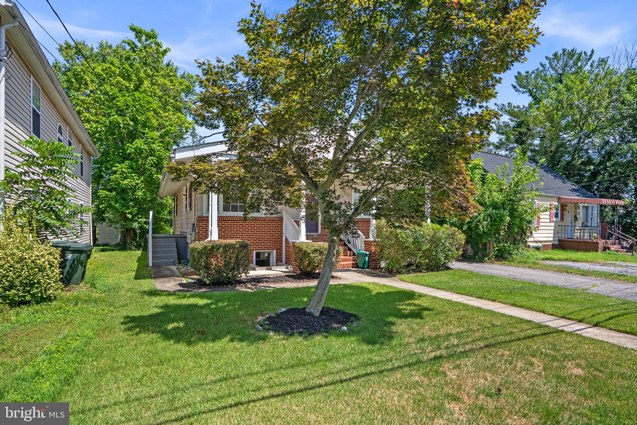 5104 ROANOKE PLACE