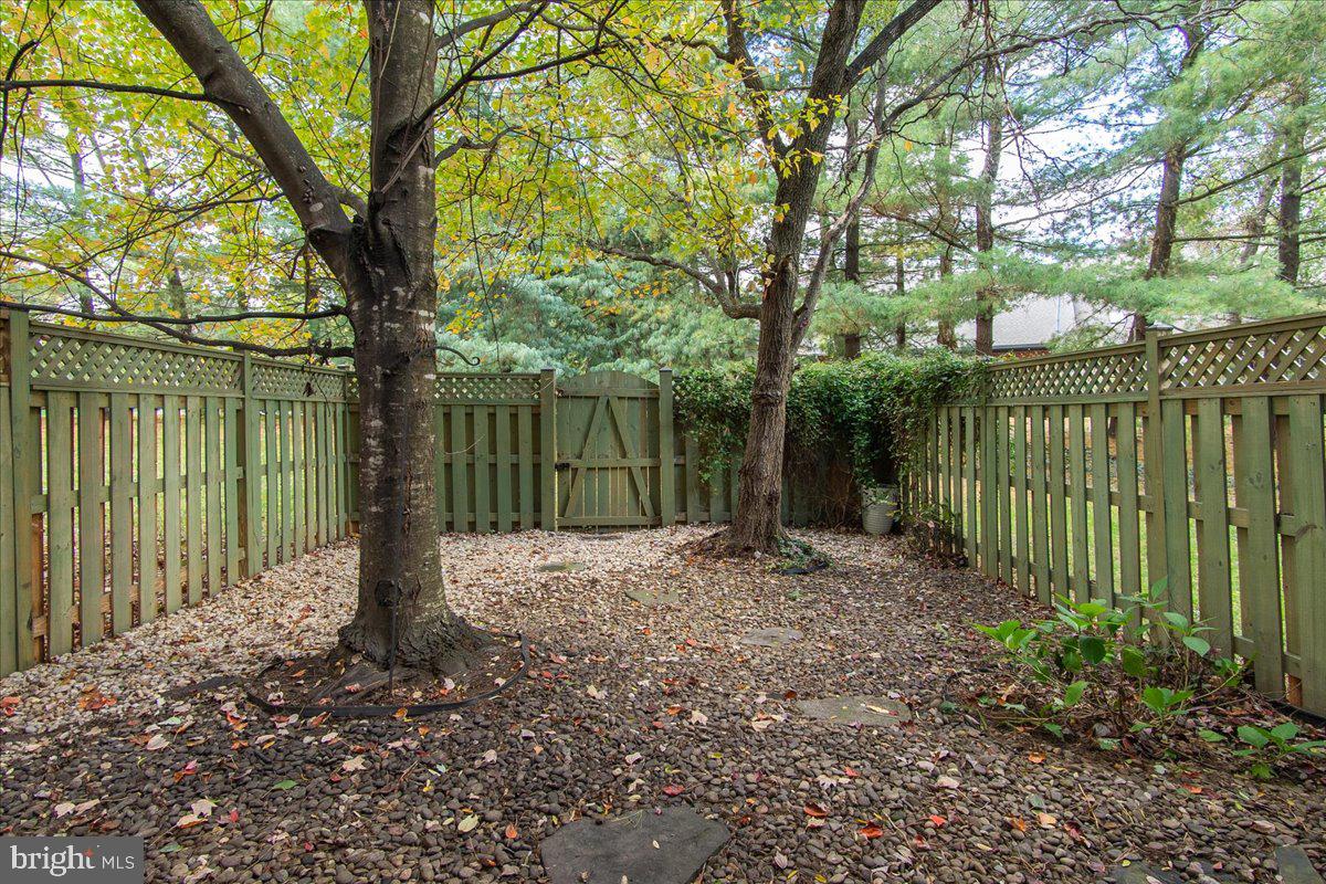 NORTH GATE TOWNE HOMES - Residential