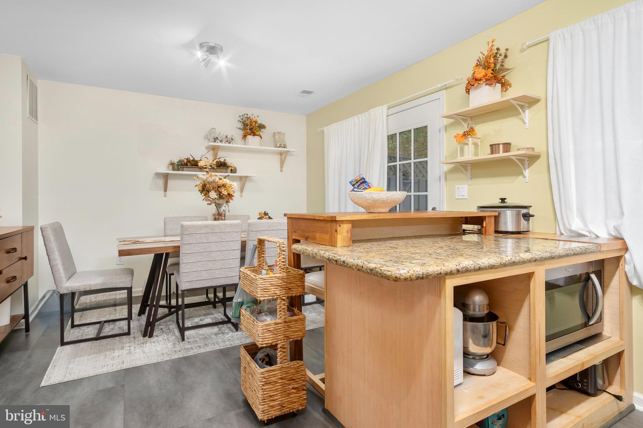 NORTH GATE TOWNE HOMES - Residential