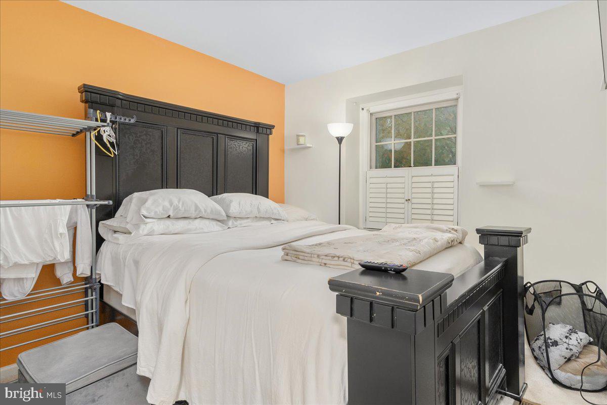 NORTH GATE TOWNE HOMES - Residential