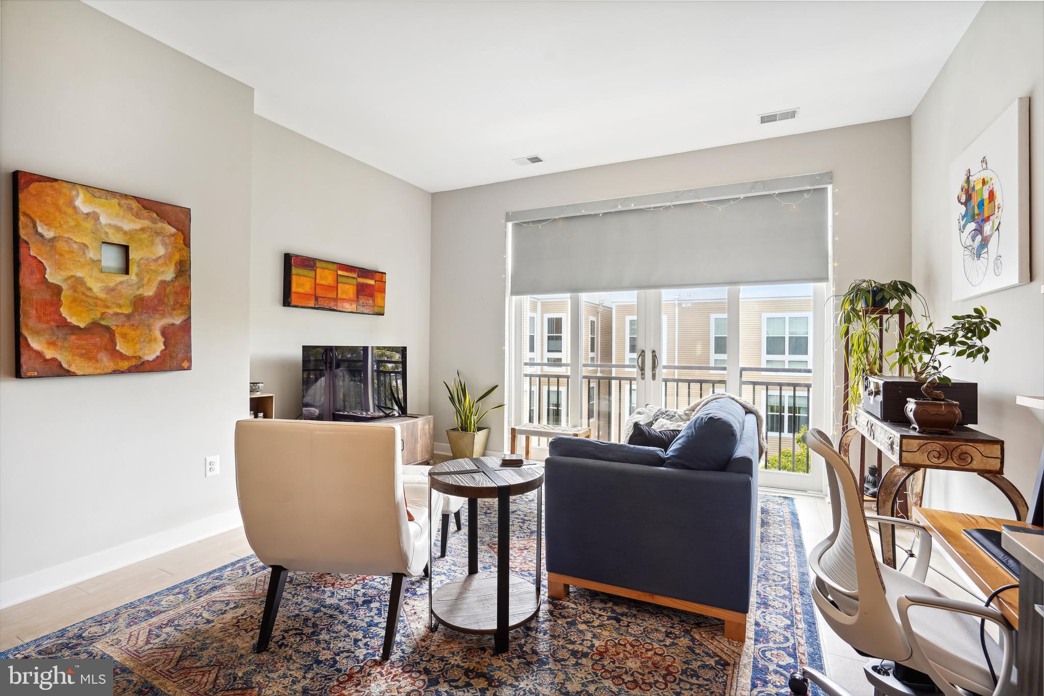 TRAFALGAR FLATS - Residential