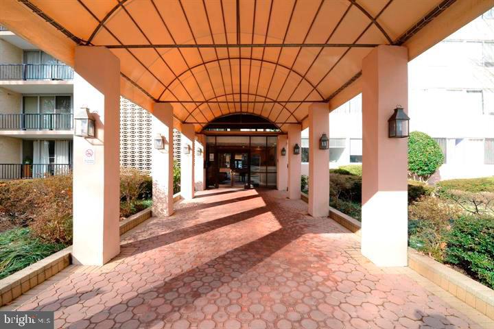 4345 IVYMOUNT COURT 42