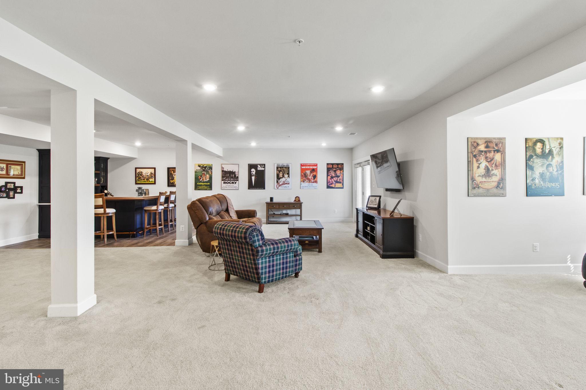 WAYNE GLEN - Residential