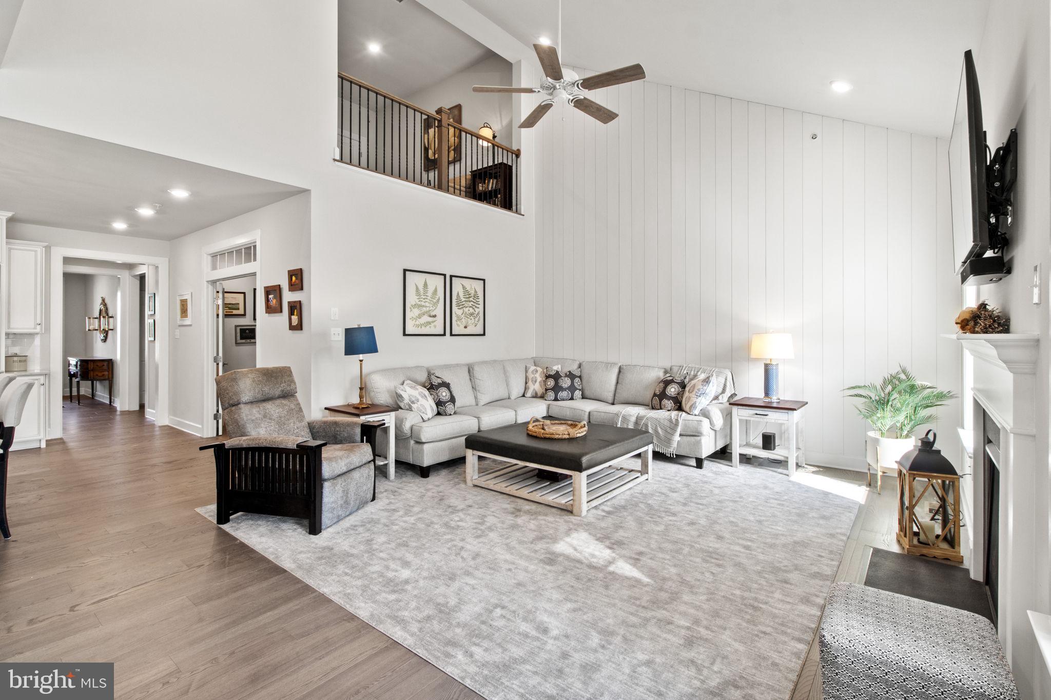 WAYNE GLEN - Residential