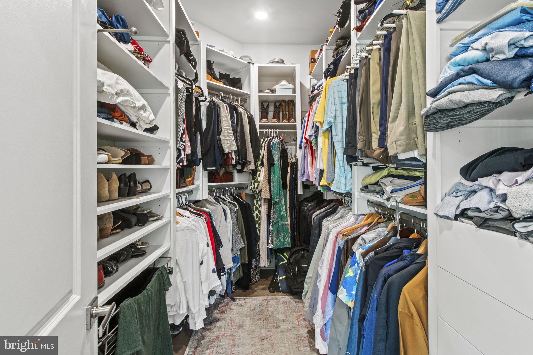 WAYNE GLEN - Residential