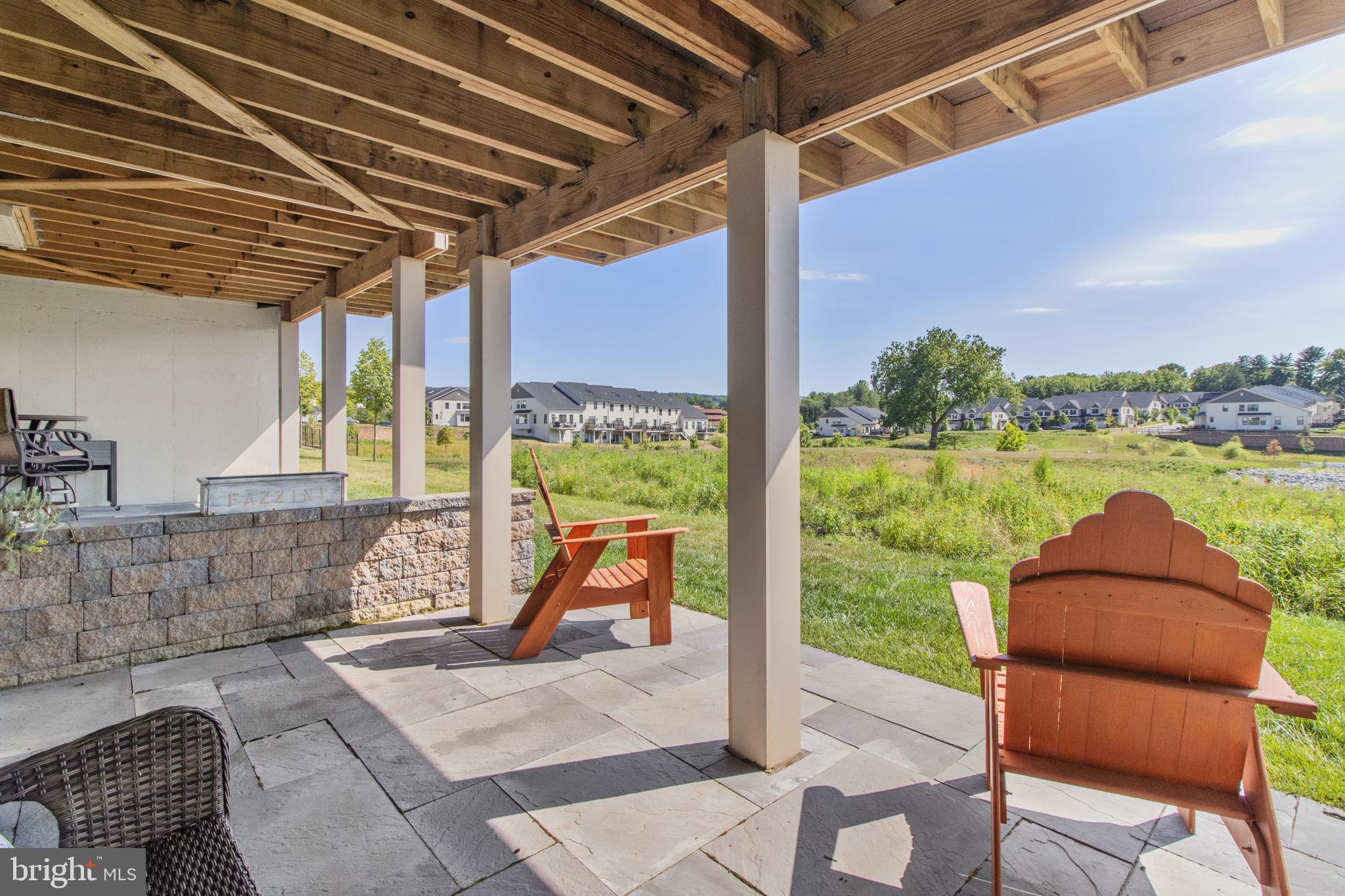 WAYNE GLEN - Residential