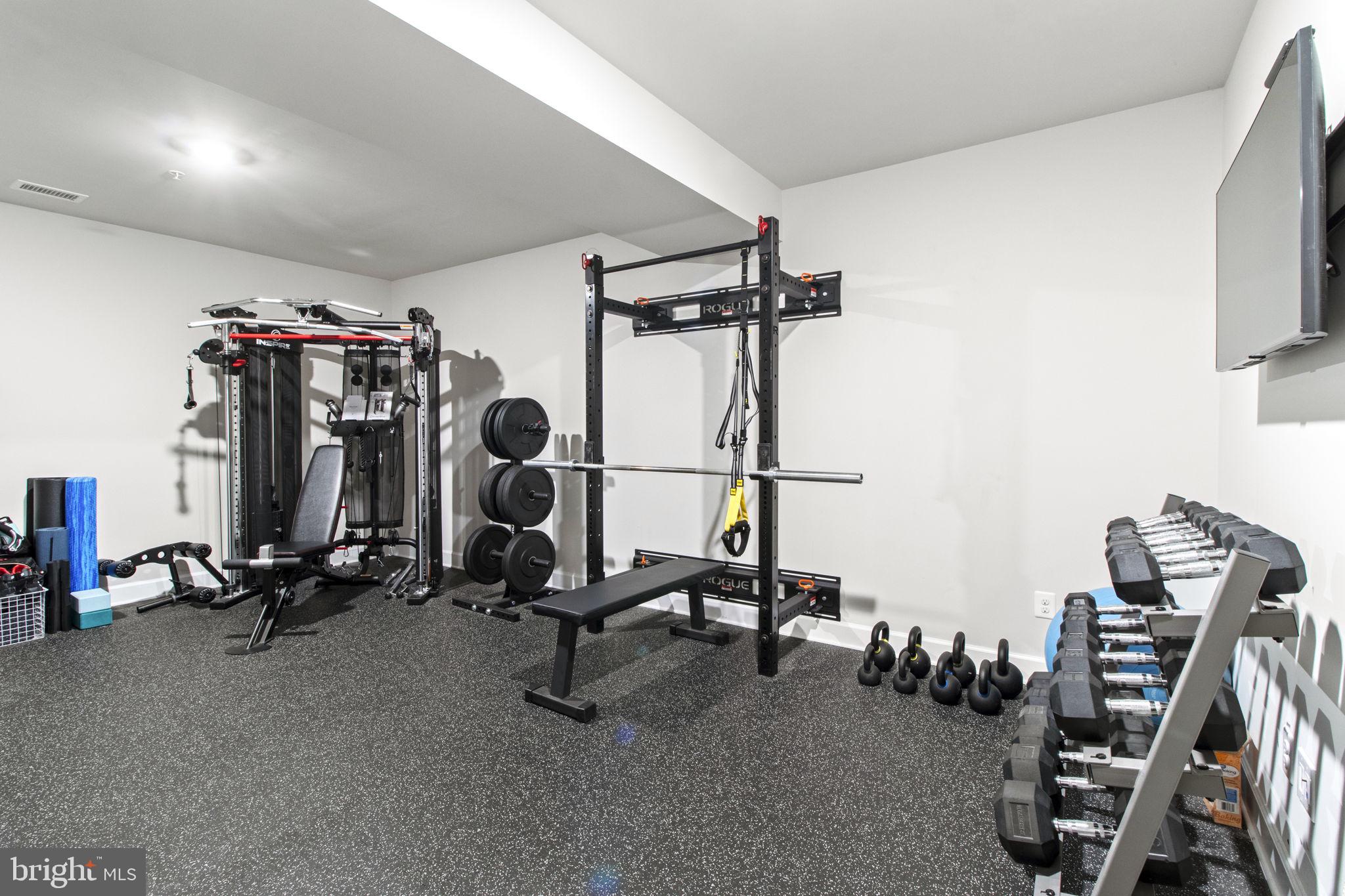 WAYNE GLEN - Residential