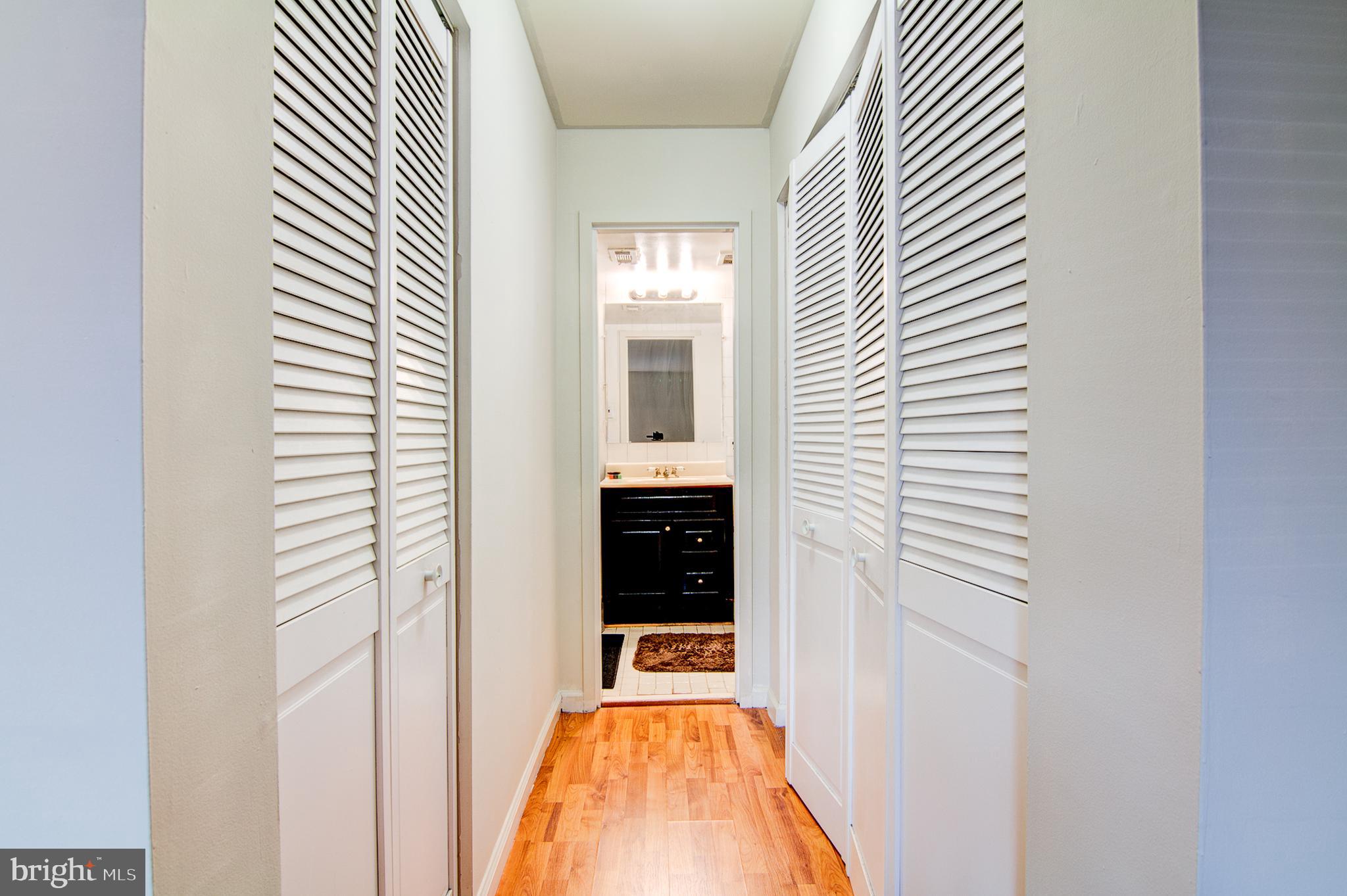 TREETOP CONDO - Residential