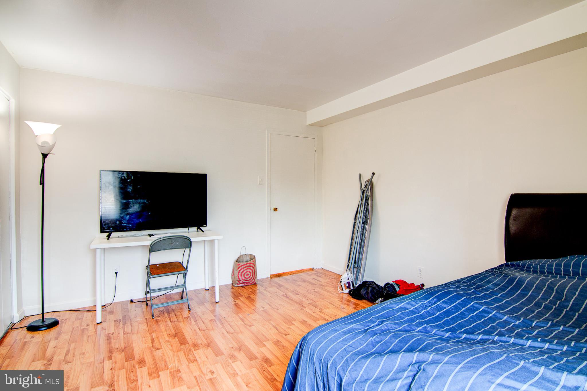 TREETOP CONDO - Residential