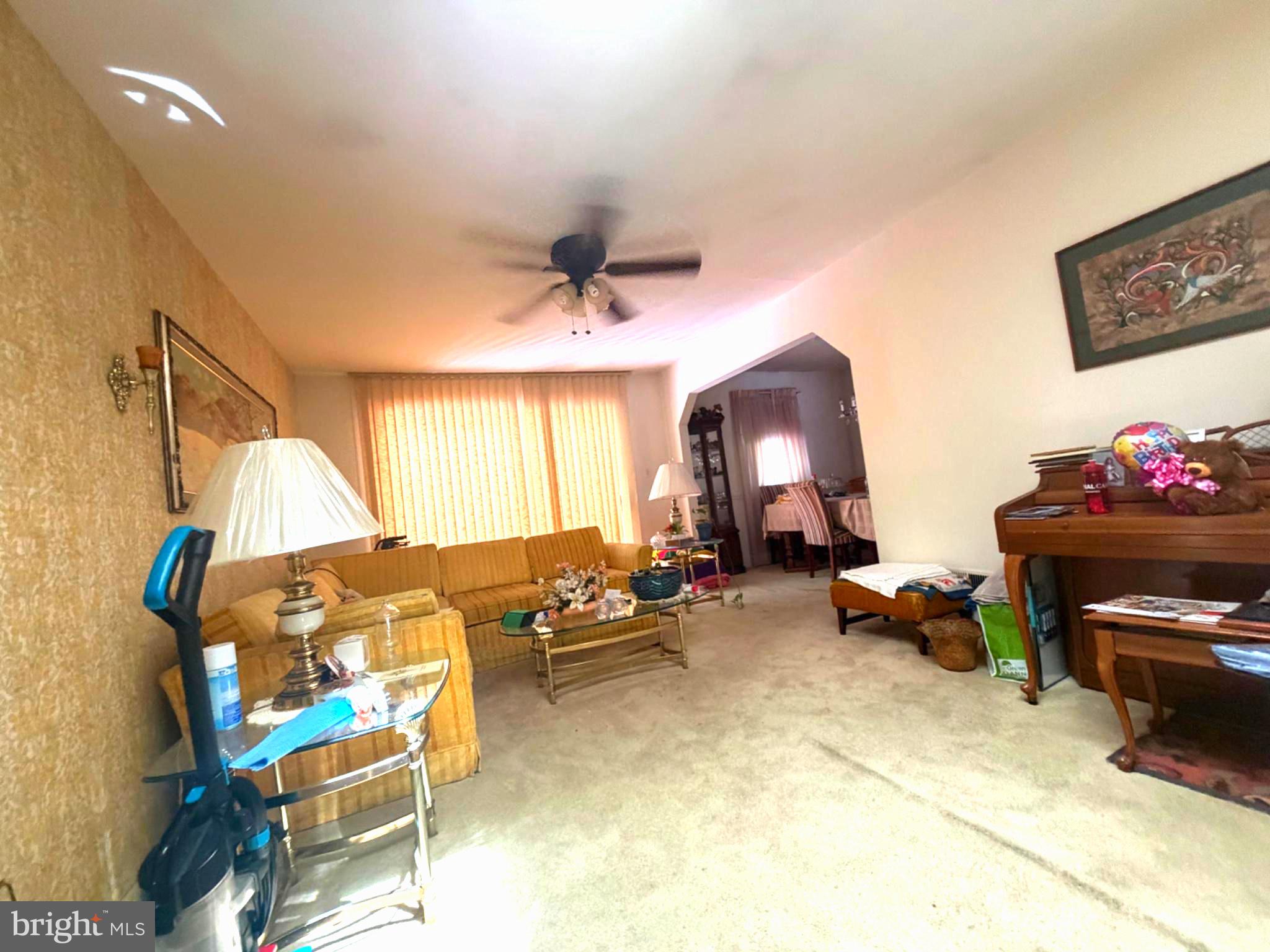 9402 VICTORIA COURT