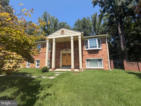 Homes For Sale - 9402 Victoria Court<br/> UPPER MARLBORO, MD 20772