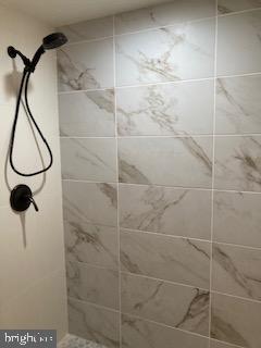 PARKLAWN - Residential Lease