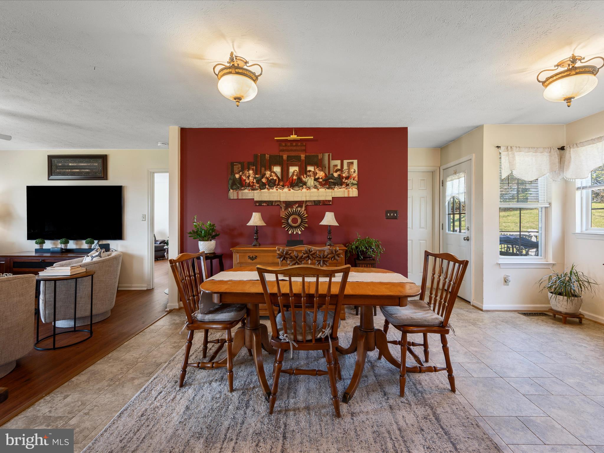 BATTLETOWN - Residential