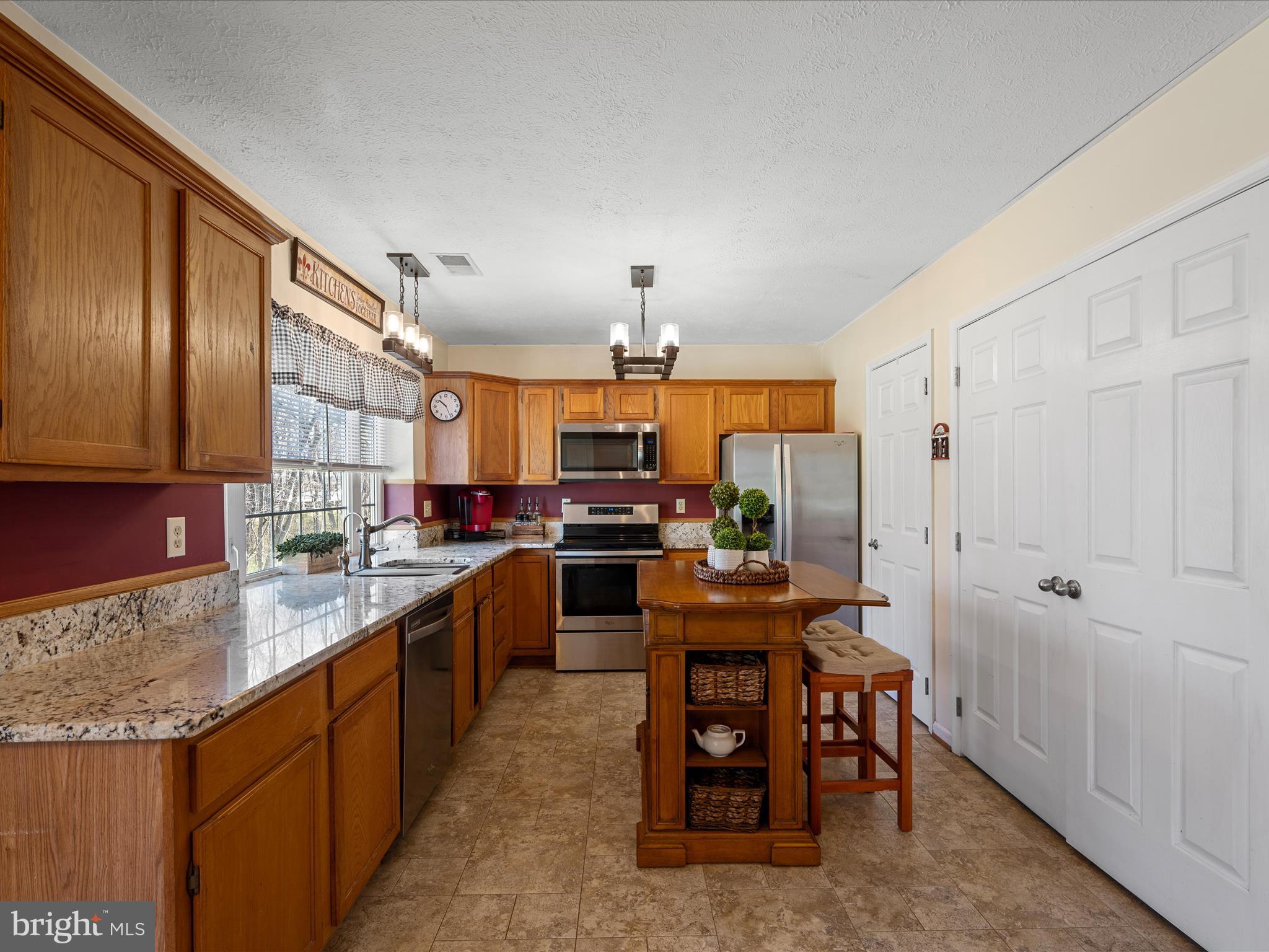 BATTLETOWN - Residential