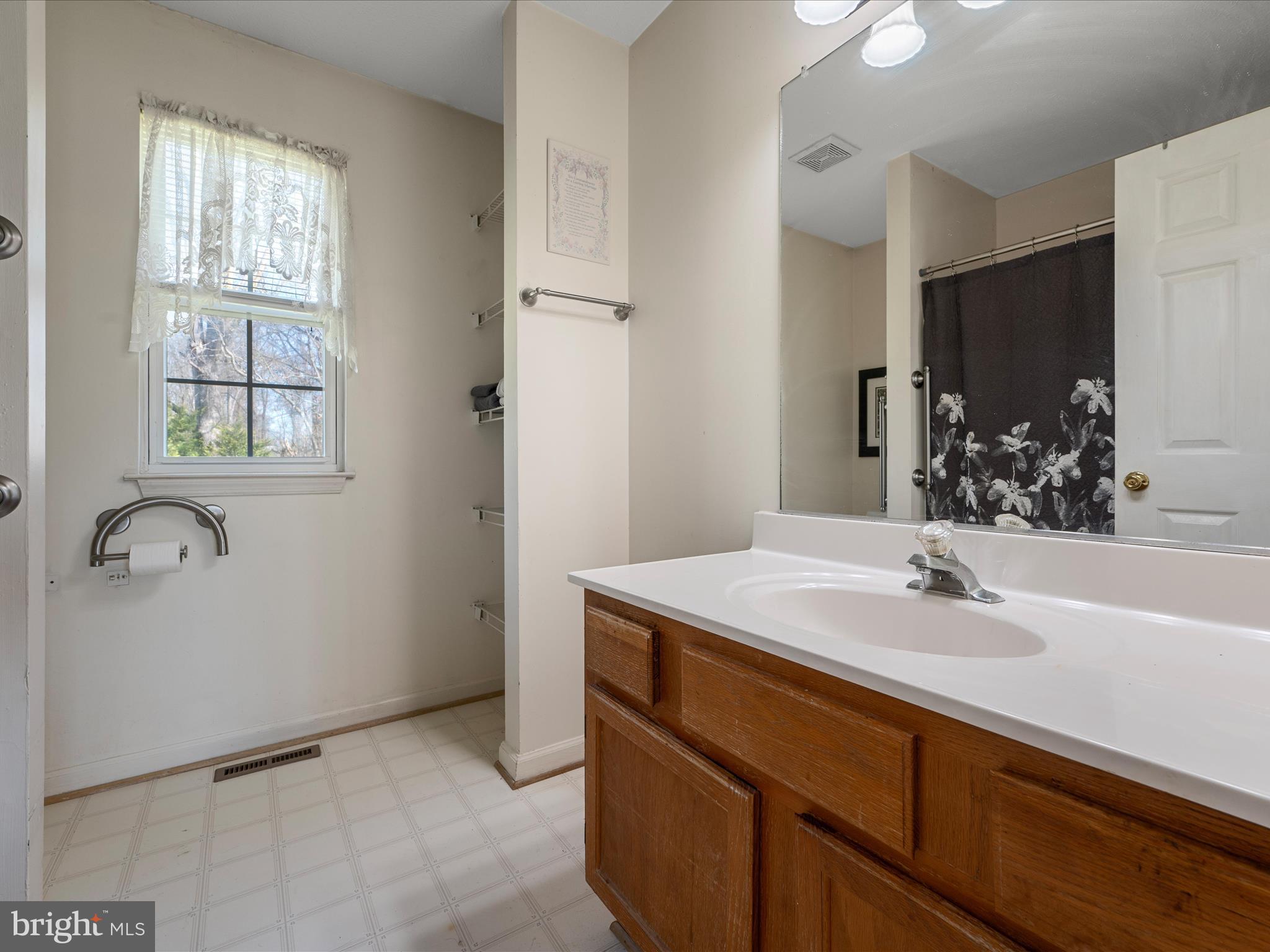 BATTLETOWN - Residential